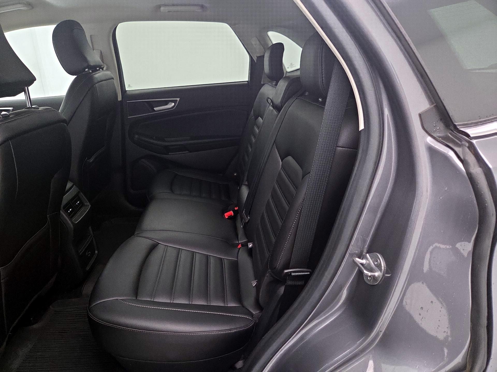 Thumbnail: 2021 Ford Edge - 19