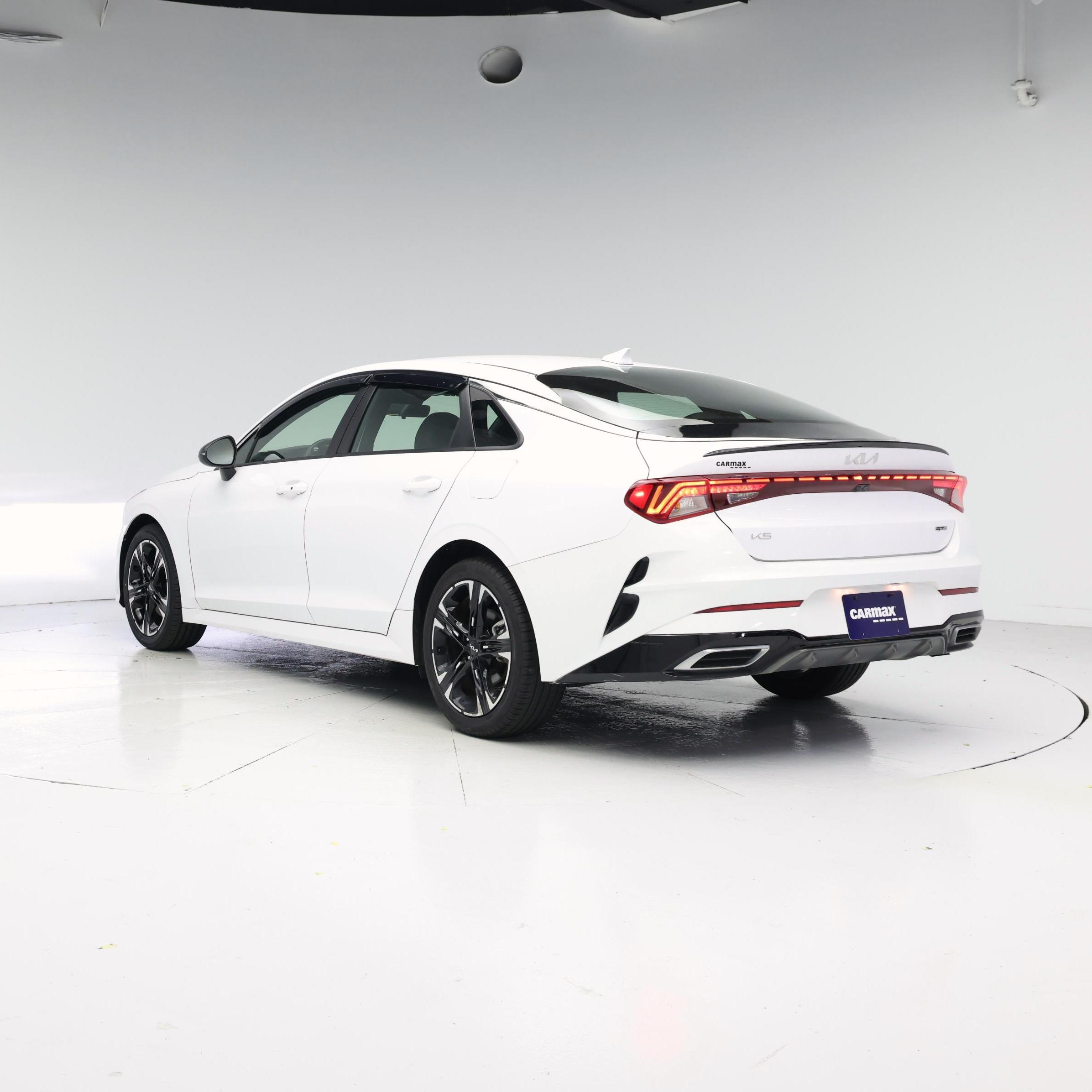 Thumbnail: 2023 Kia K5 - 2