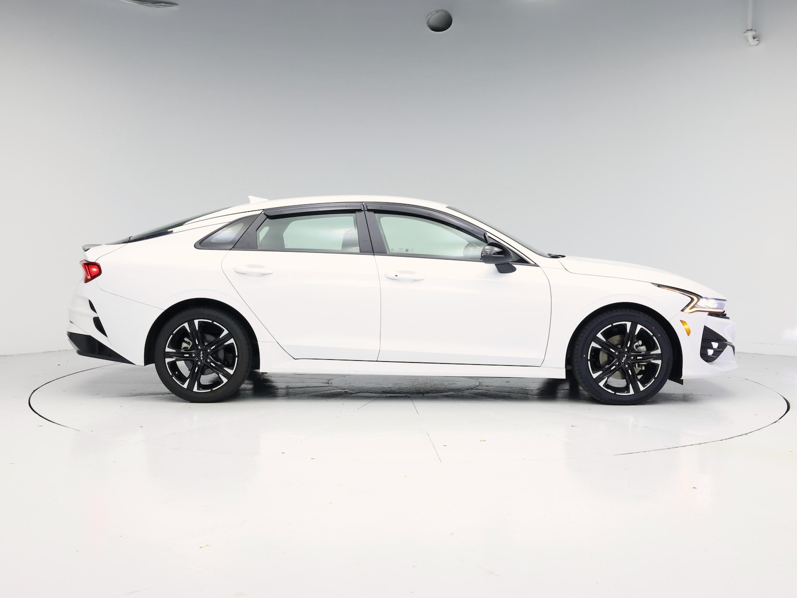 2023 Kia K5 GT-Line - Photo 8