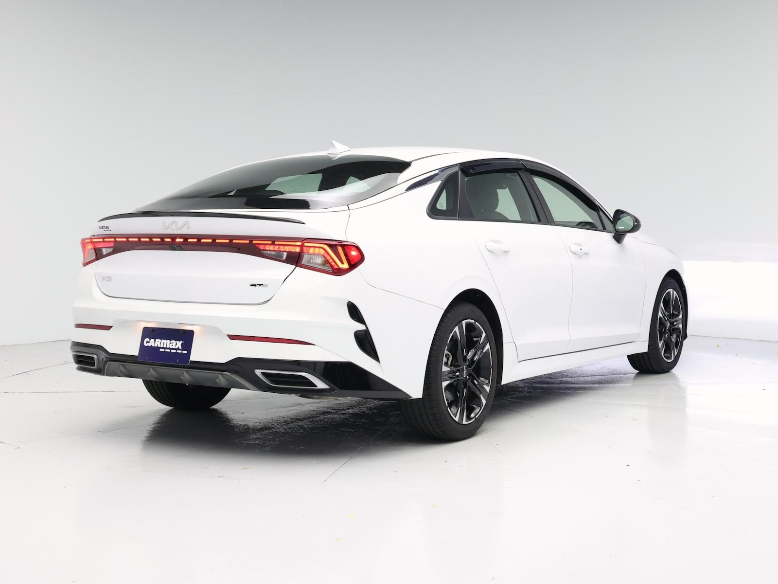 2023 Kia K5 GT-Line - Photo 9