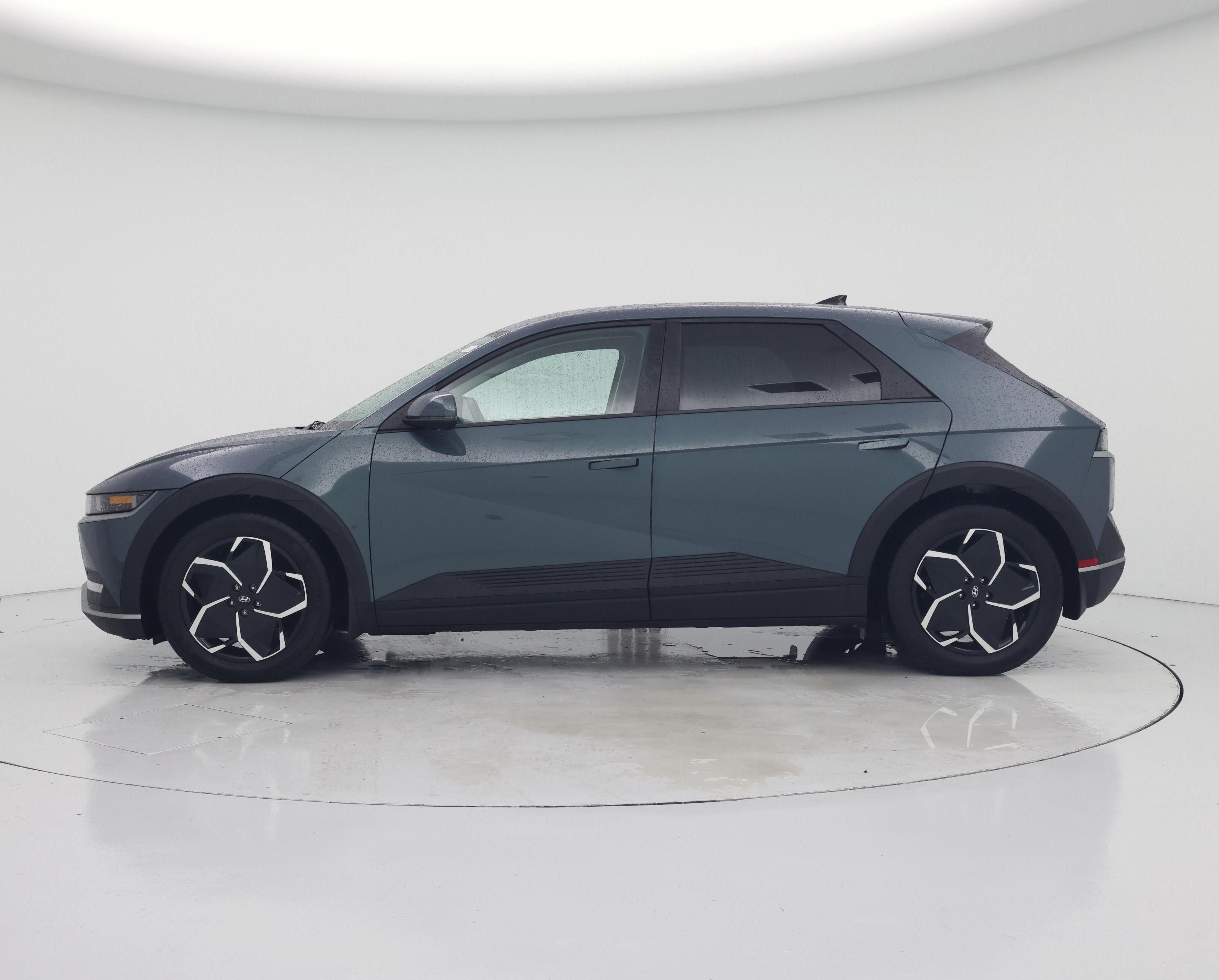 Thumbnail: 2024 Hyundai Ioniq 5 - 3