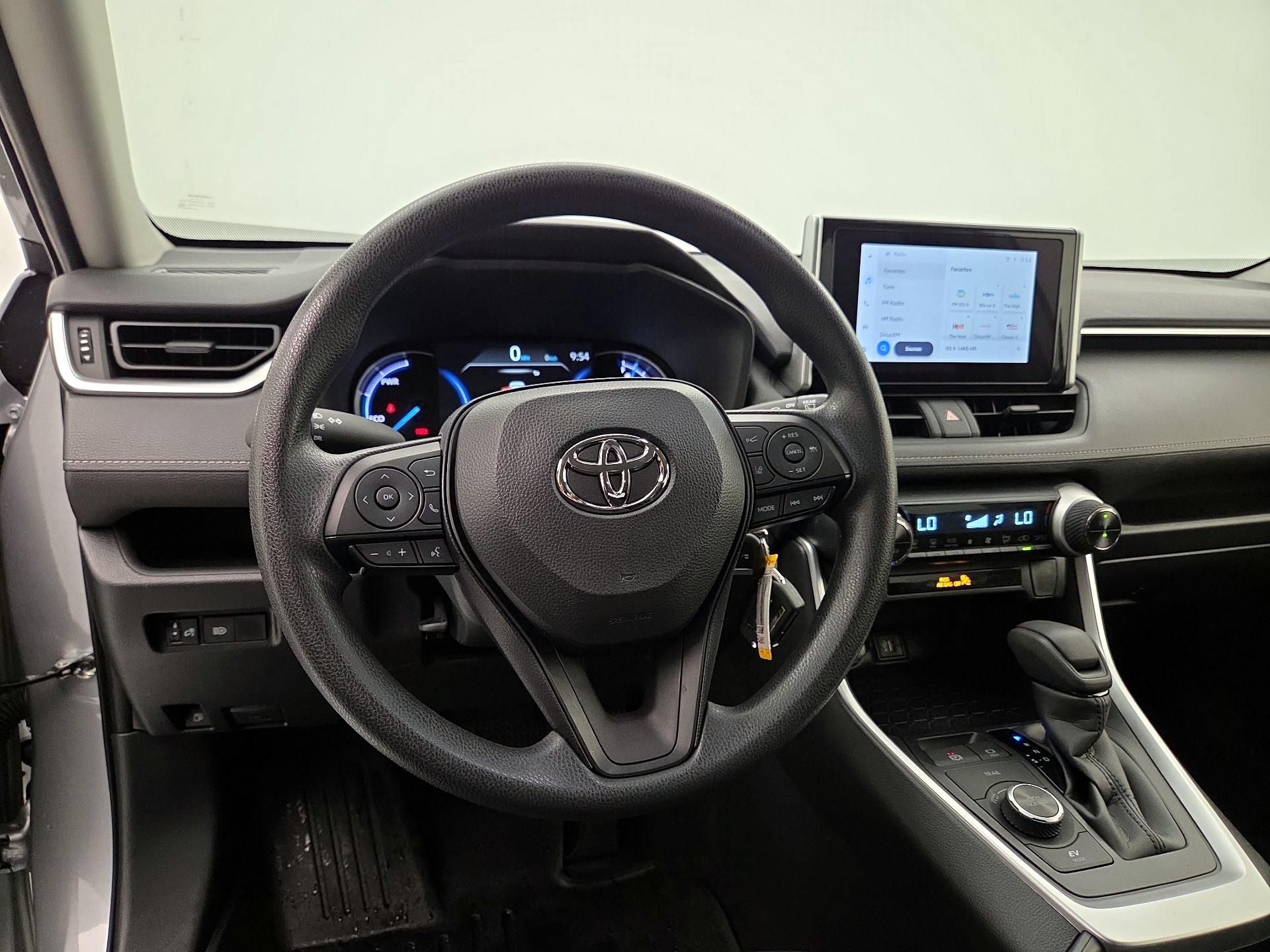 Thumbnail: 2025 Toyota RAV4 - 10