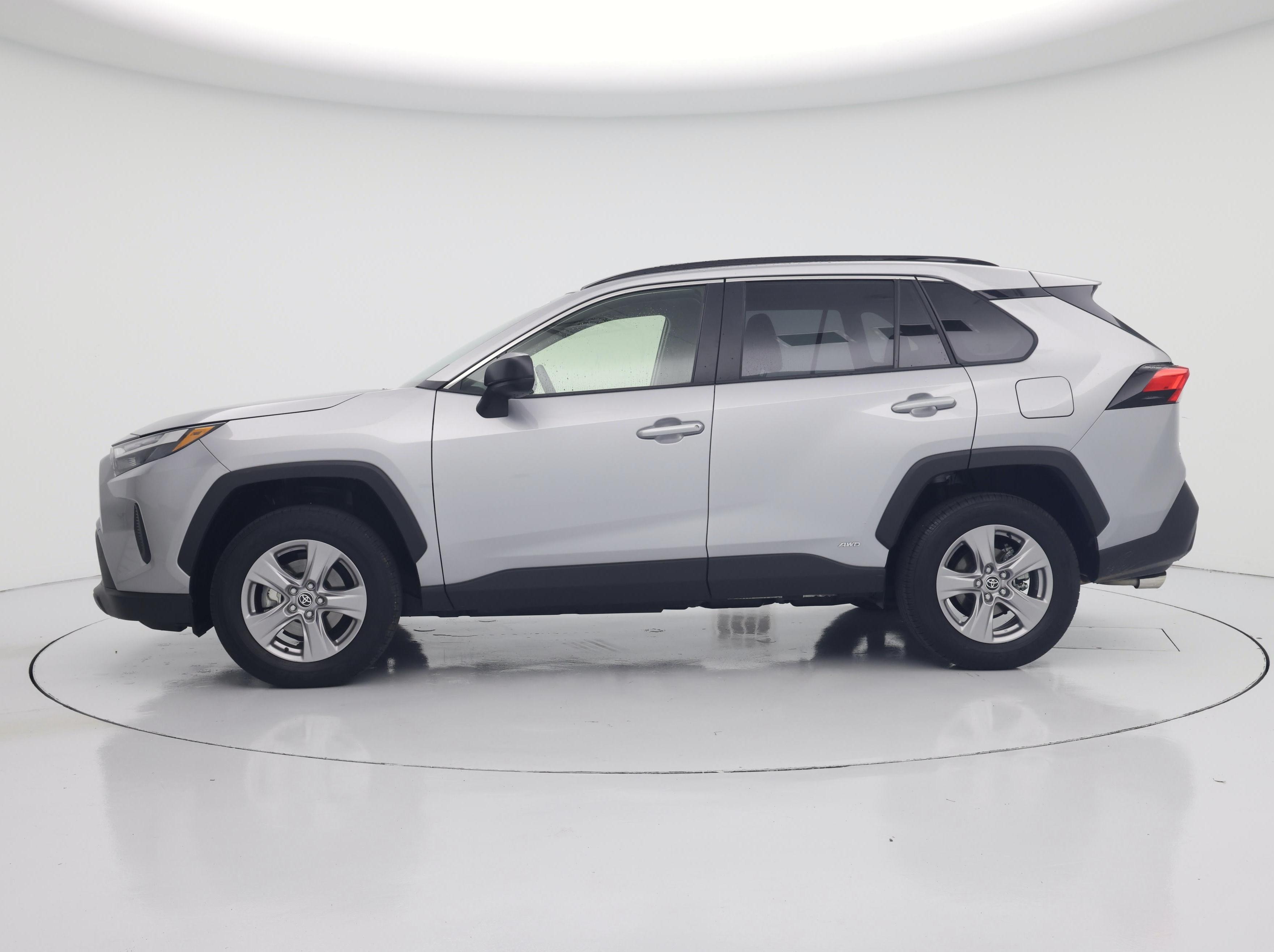 Thumbnail: 2025 Toyota RAV4 - 3