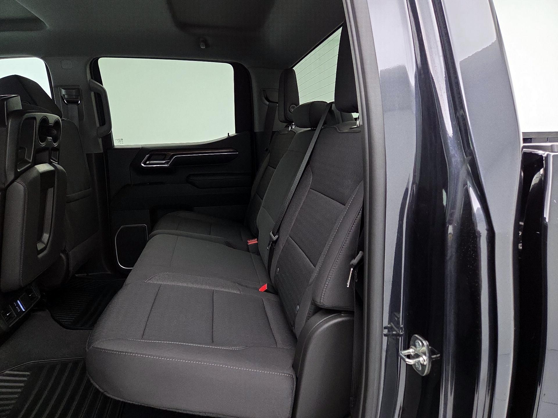 Thumbnail: 2023 Chevrolet Silverado 1500 - 19