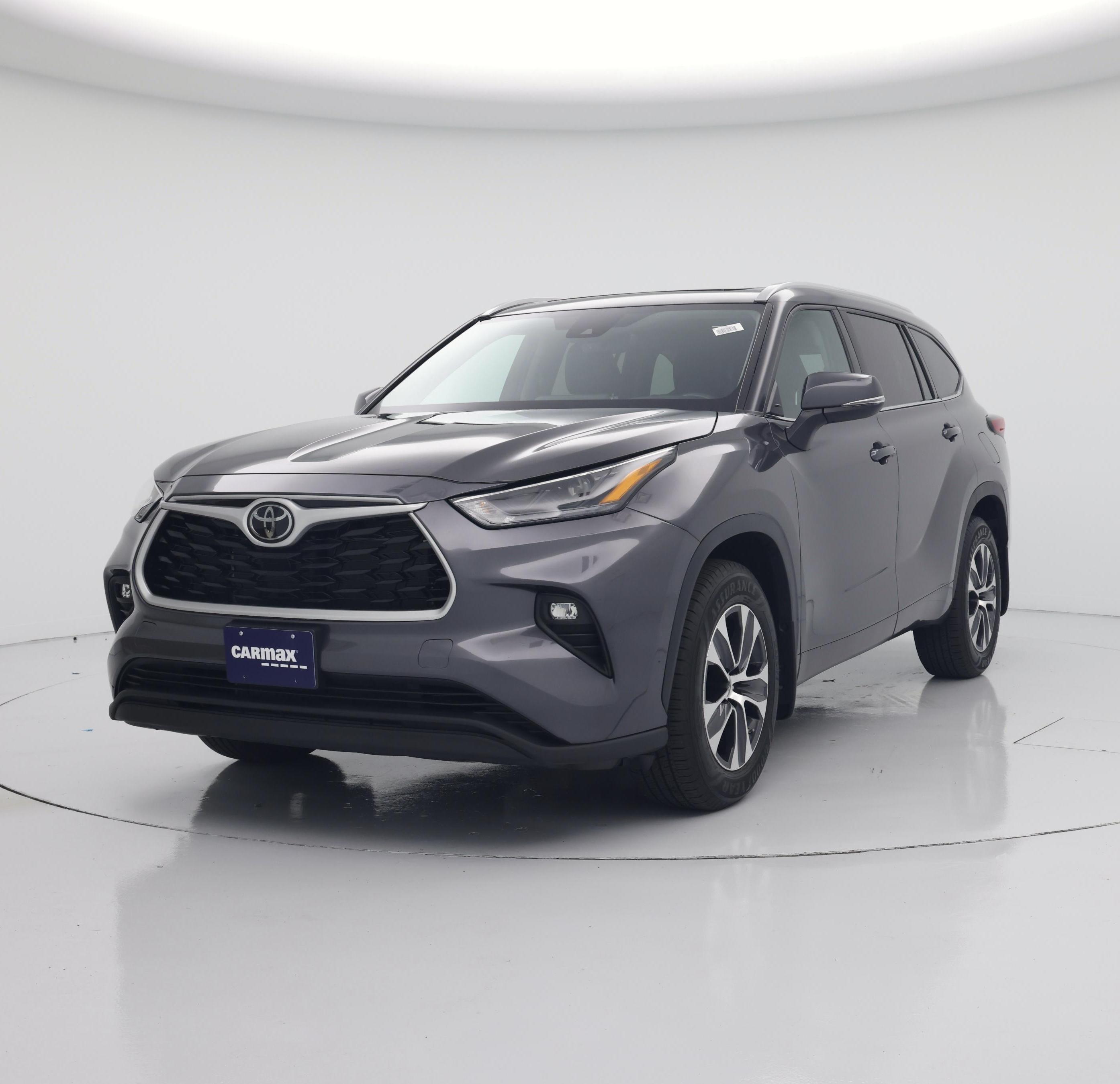 Thumbnail: 2022 Toyota Highlander - 4