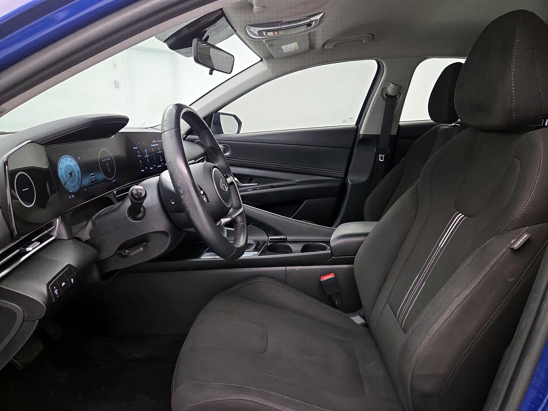 Thumbnail: 2023 Hyundai Elantra - 11