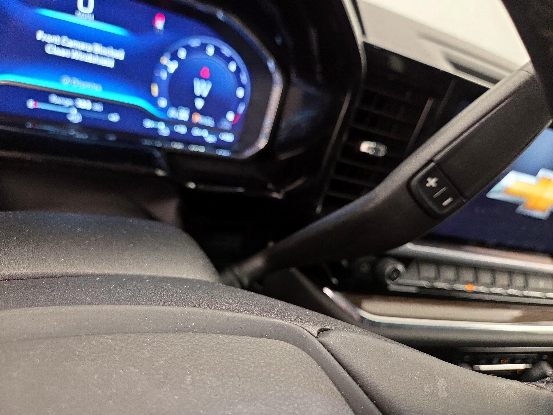 Thumbnail: 2023 Chevrolet Silverado 1500 - 17