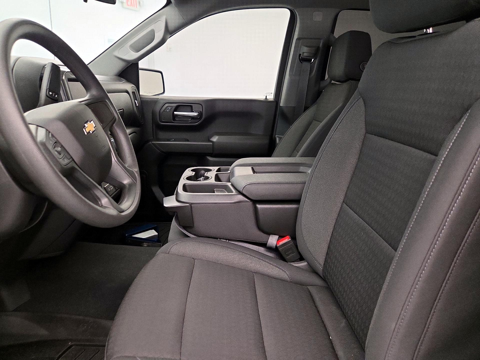 Thumbnail: 2024 Chevrolet Silverado 1500 - 11