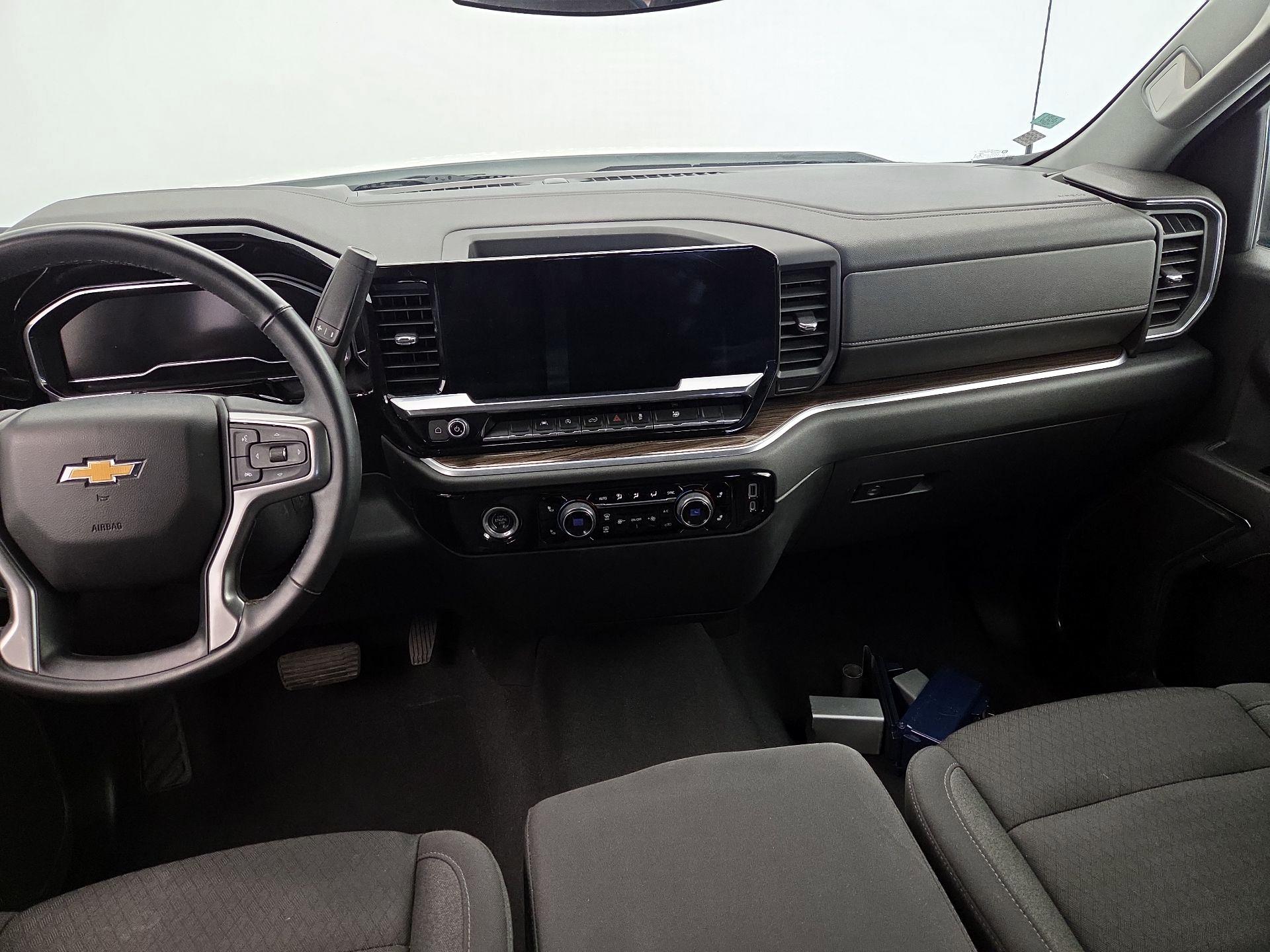 Thumbnail: 2023 Chevrolet Silverado 1500 - 9