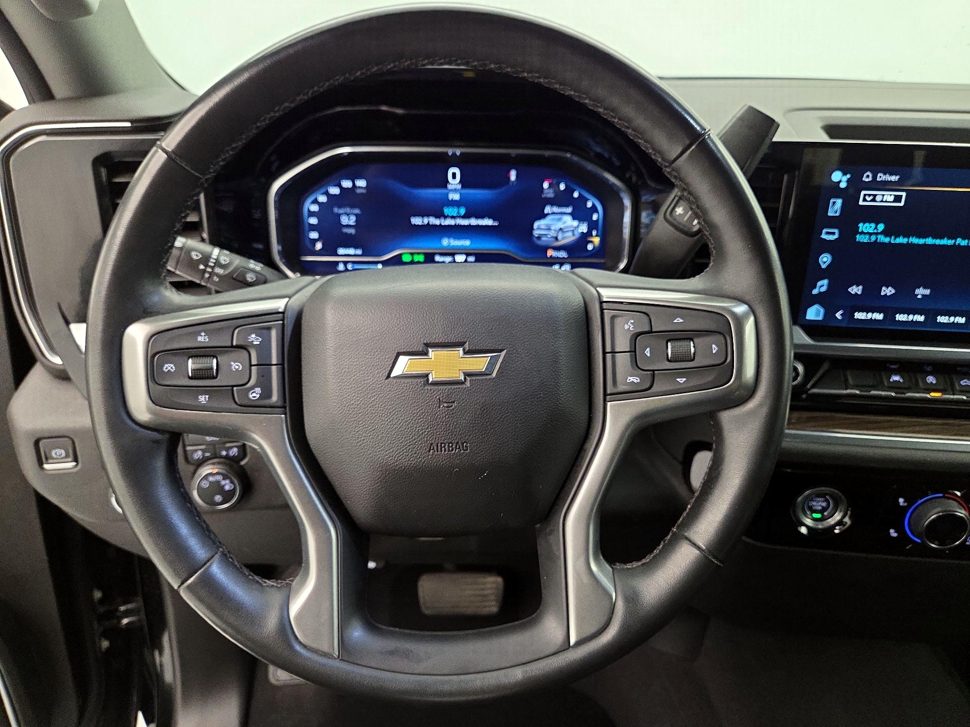 Thumbnail: 2023 Chevrolet Silverado 1500 - 10