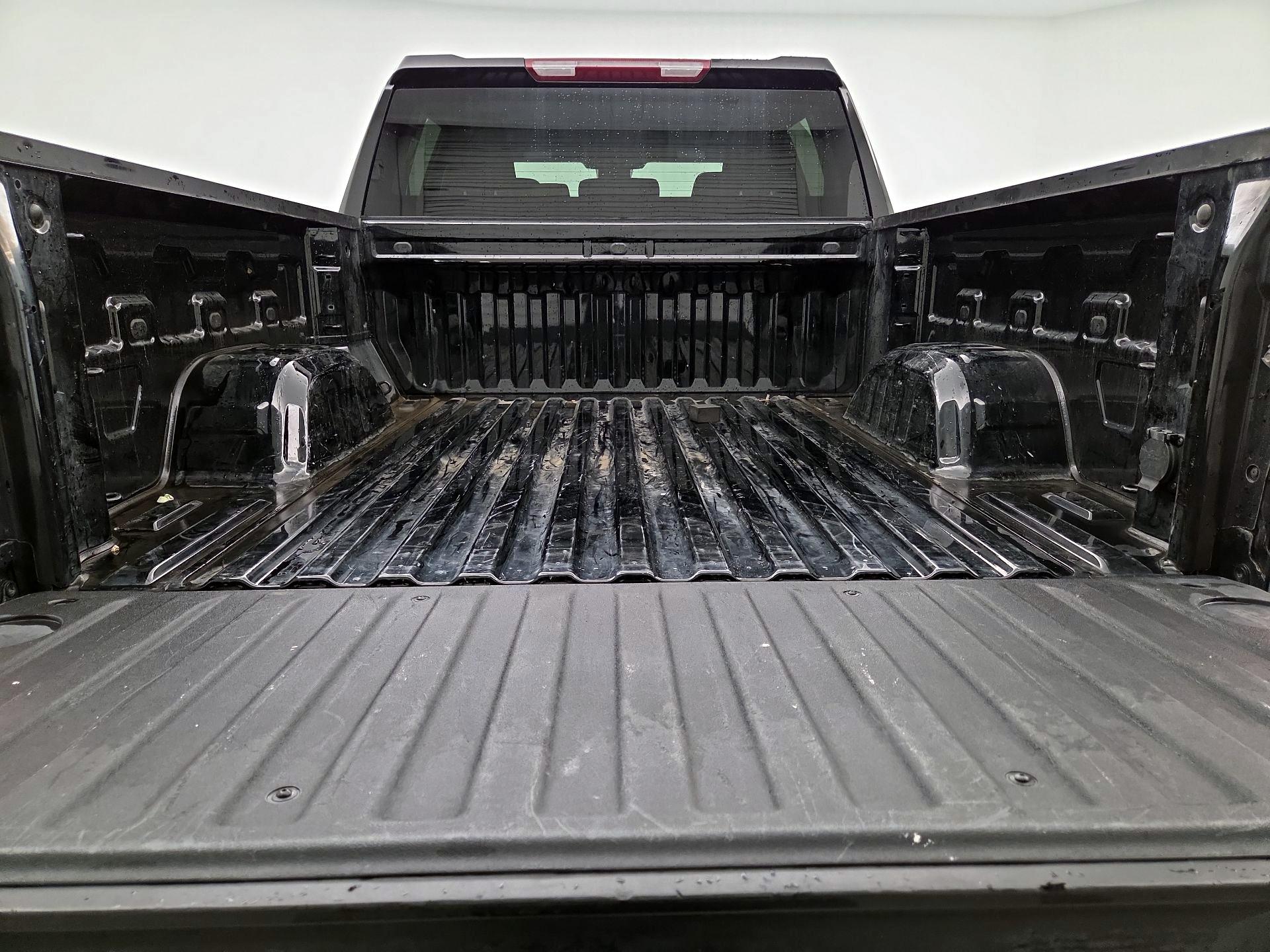 Thumbnail: 2023 Chevrolet Silverado 1500 - 20