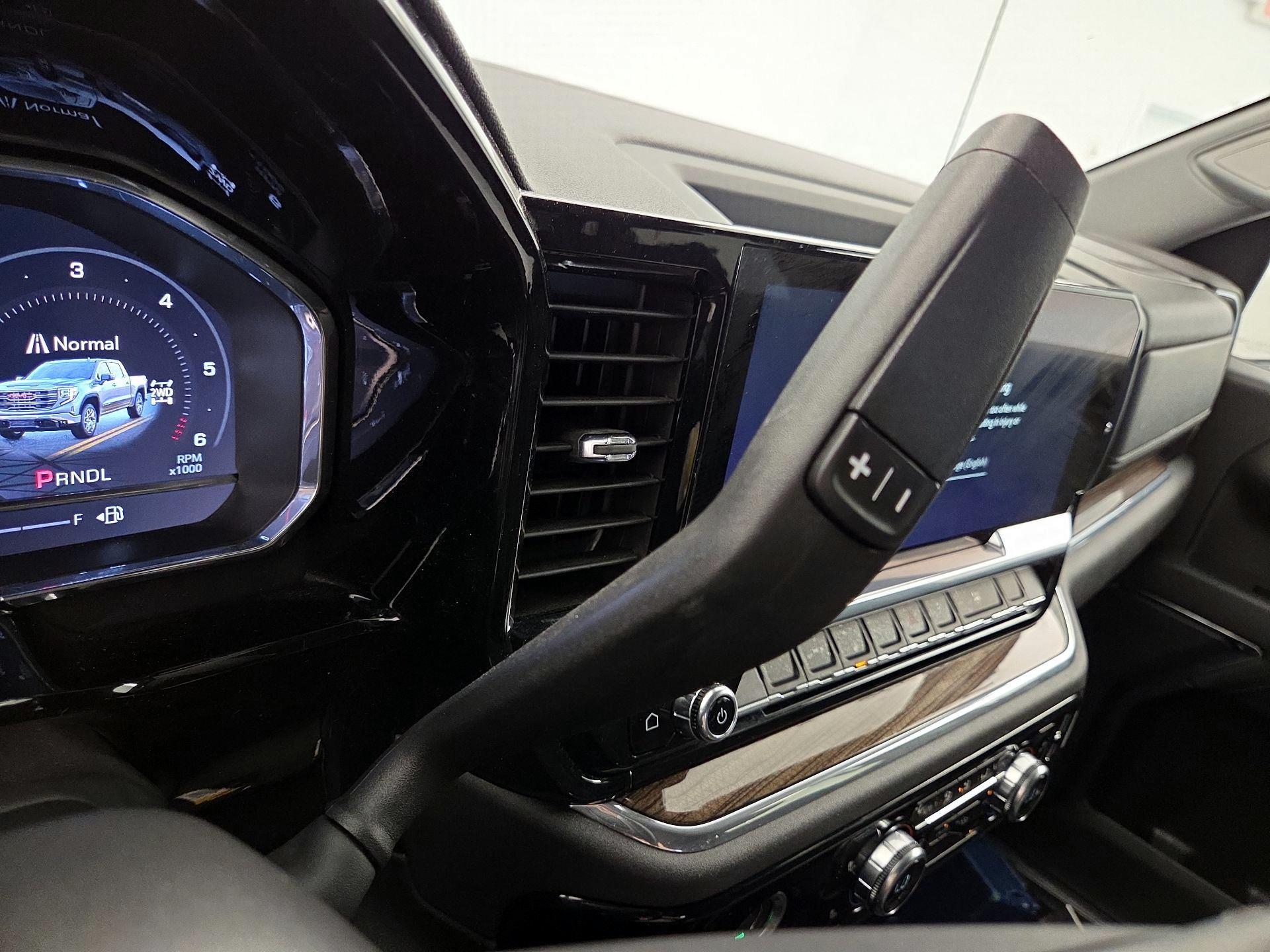 Thumbnail: 2024 GMC Sierra 1500 - 17