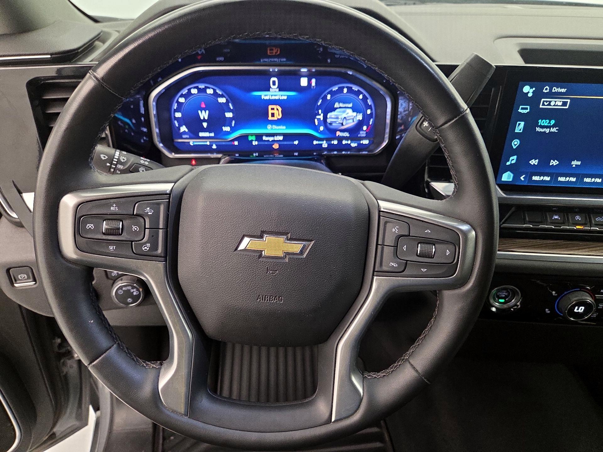 Thumbnail: 2023 Chevrolet Silverado 1500 - 10