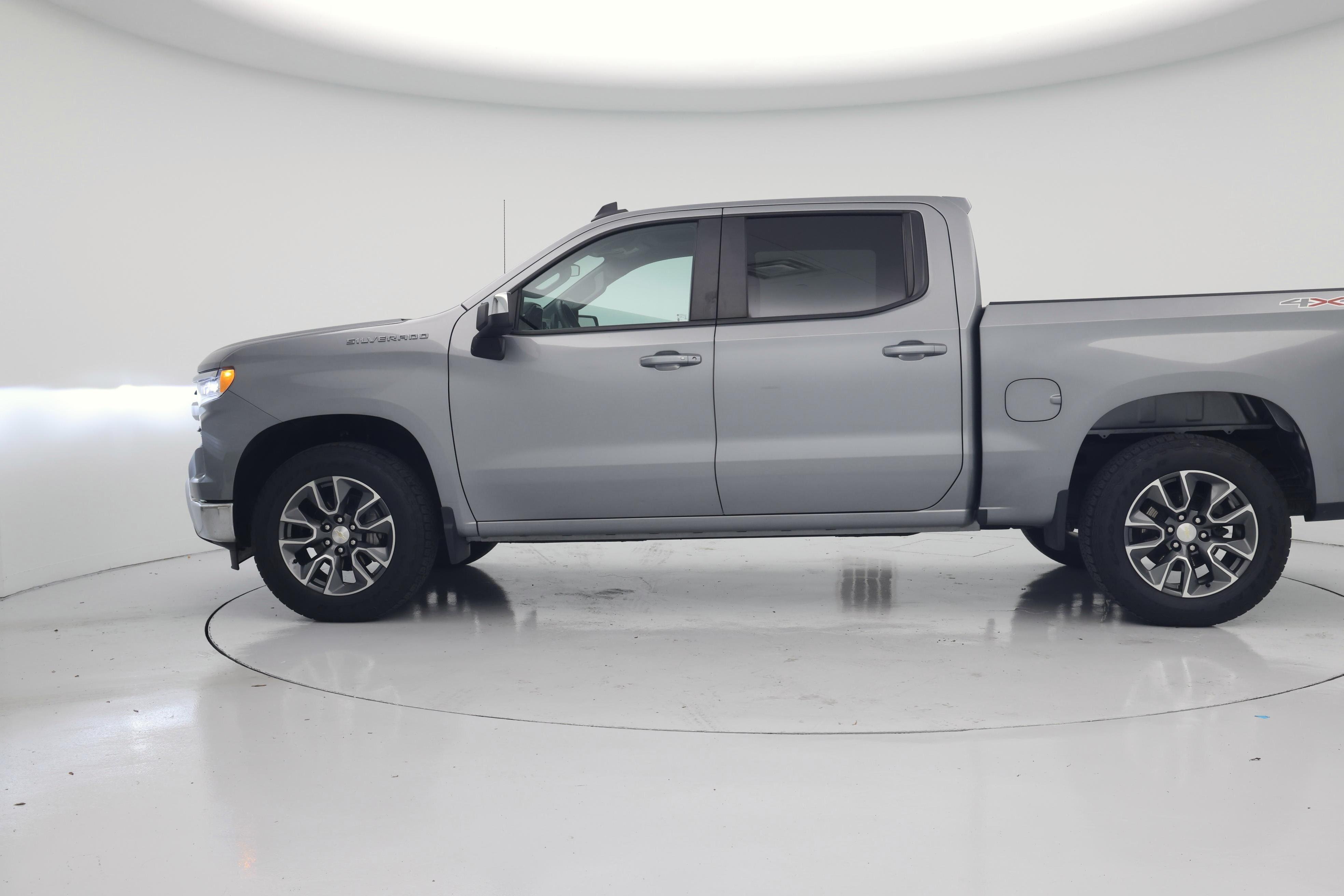 Thumbnail: 2023 Chevrolet Silverado 1500 - 3