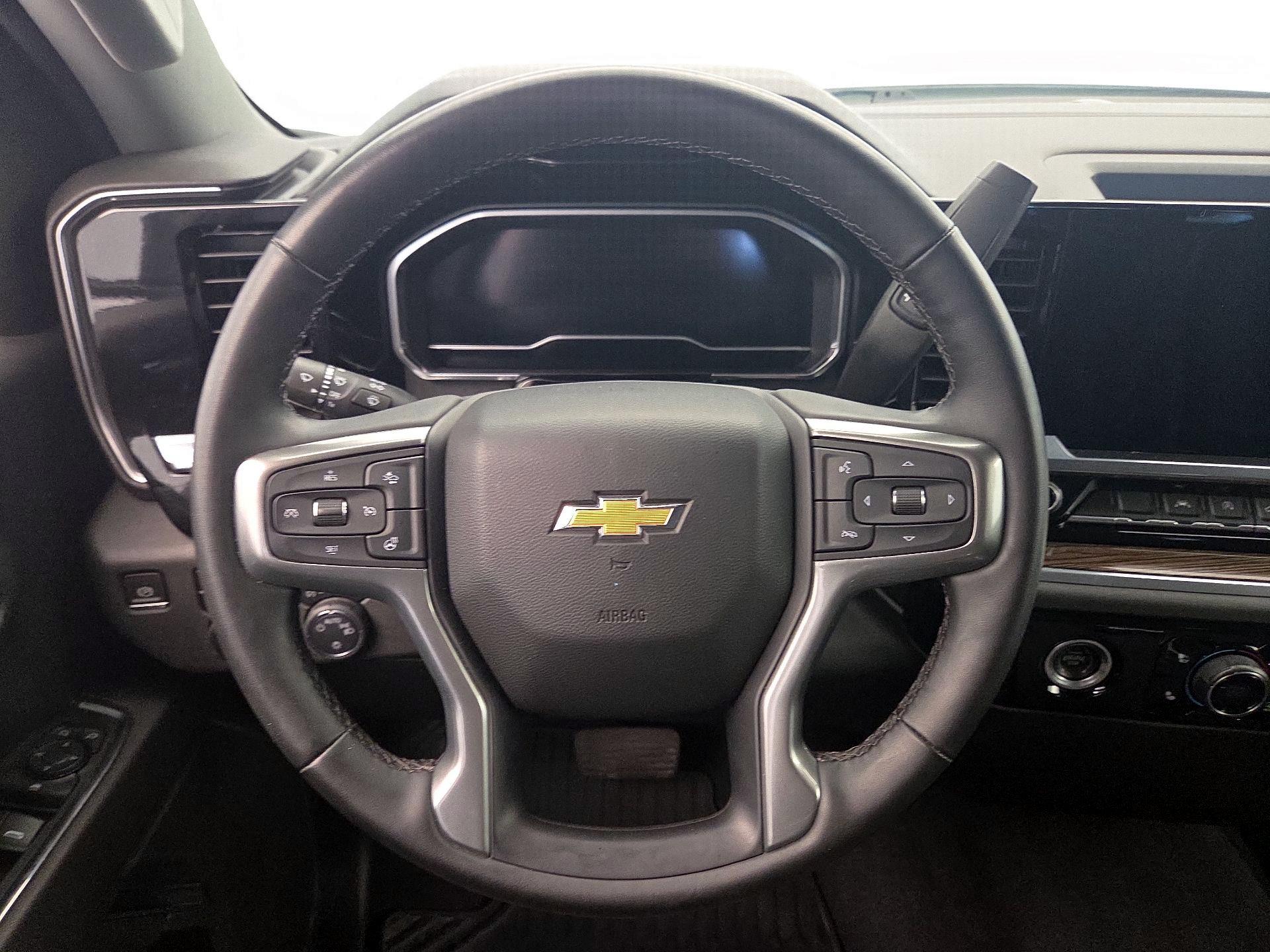 Thumbnail: 2023 Chevrolet Silverado 1500 - 10