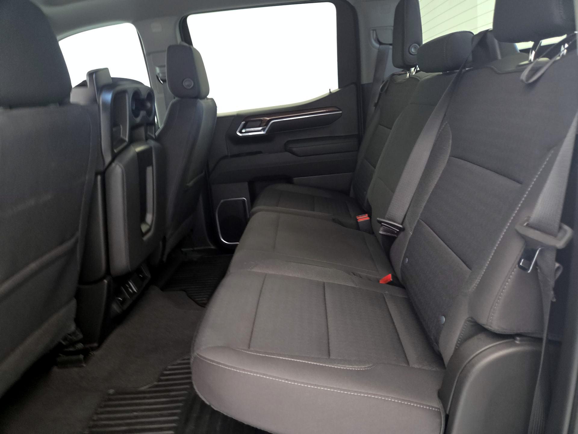 Thumbnail: 2023 Chevrolet Silverado 1500 - 19