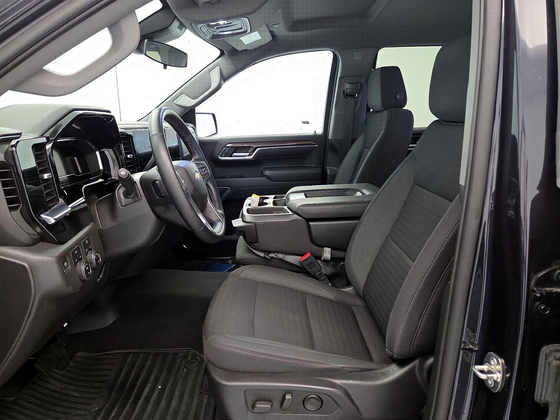 Thumbnail: 2023 Chevrolet Silverado 1500 - 11