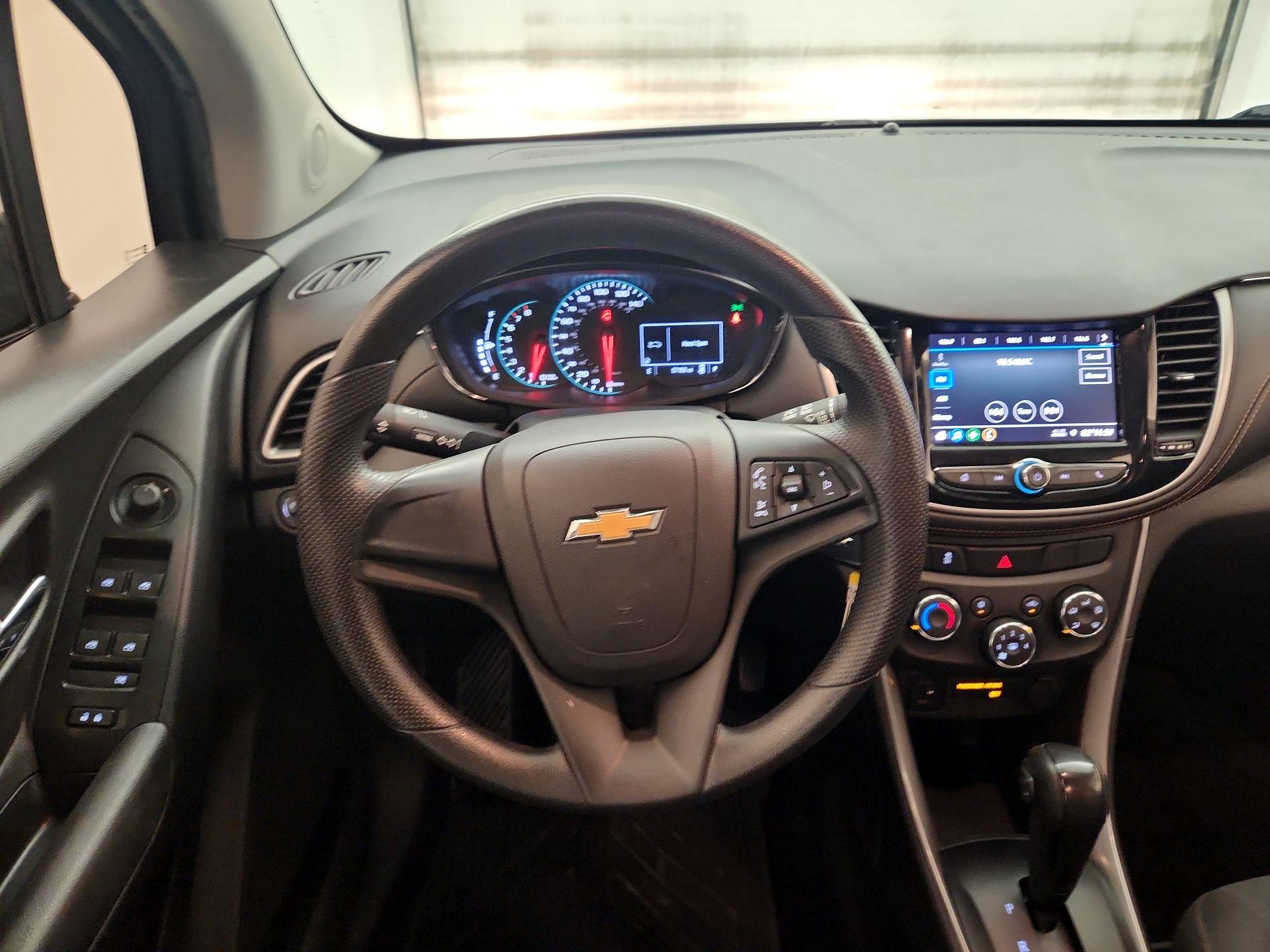 Thumbnail: 2020 Chevrolet Trax - 10