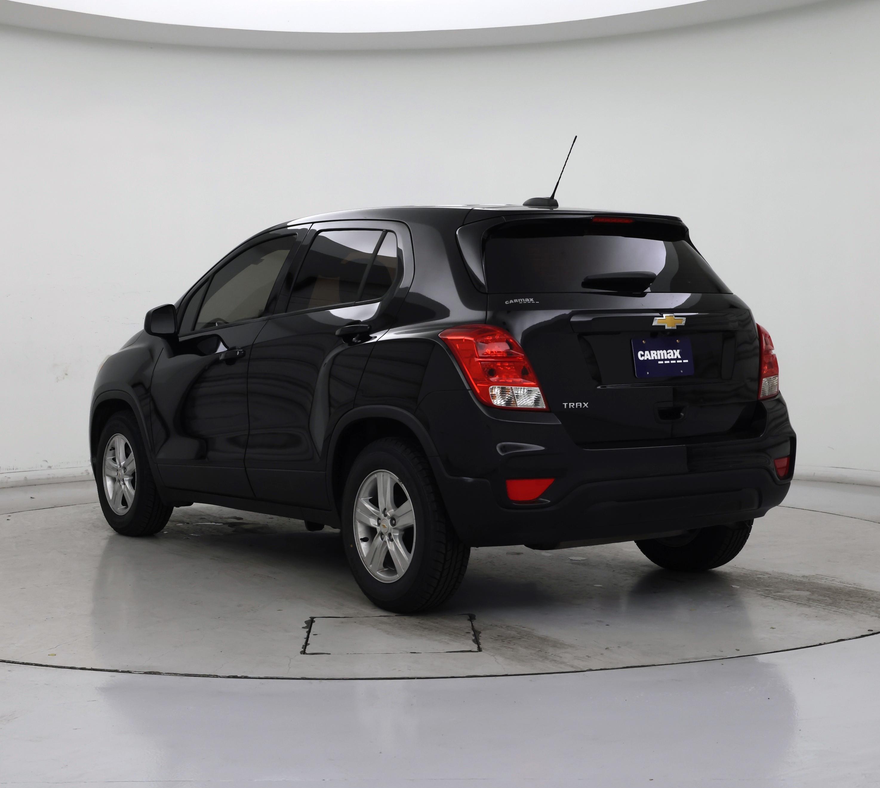 Thumbnail: 2020 Chevrolet Trax - 2