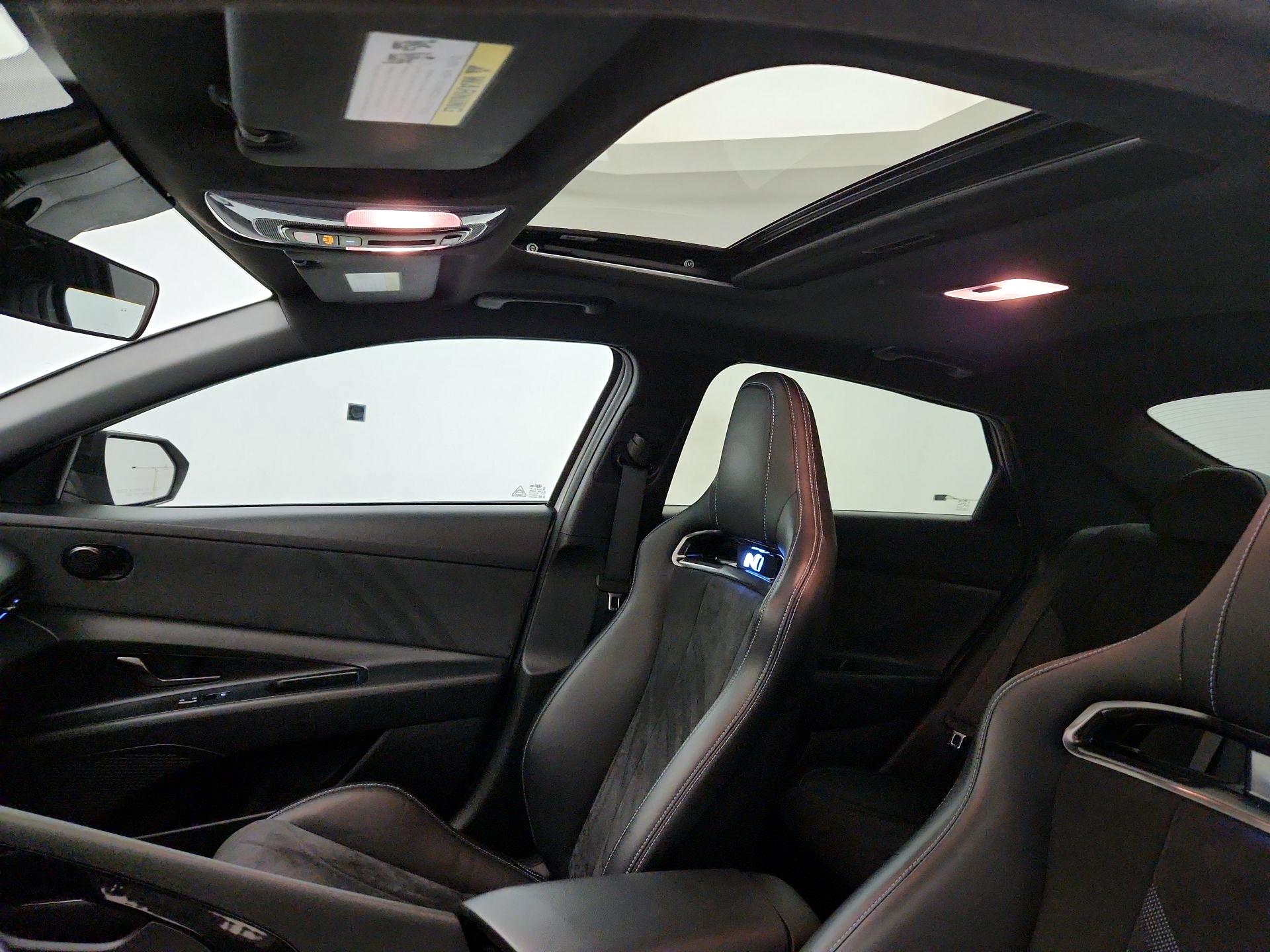 Thumbnail: 2023 Hyundai Elantra - 19