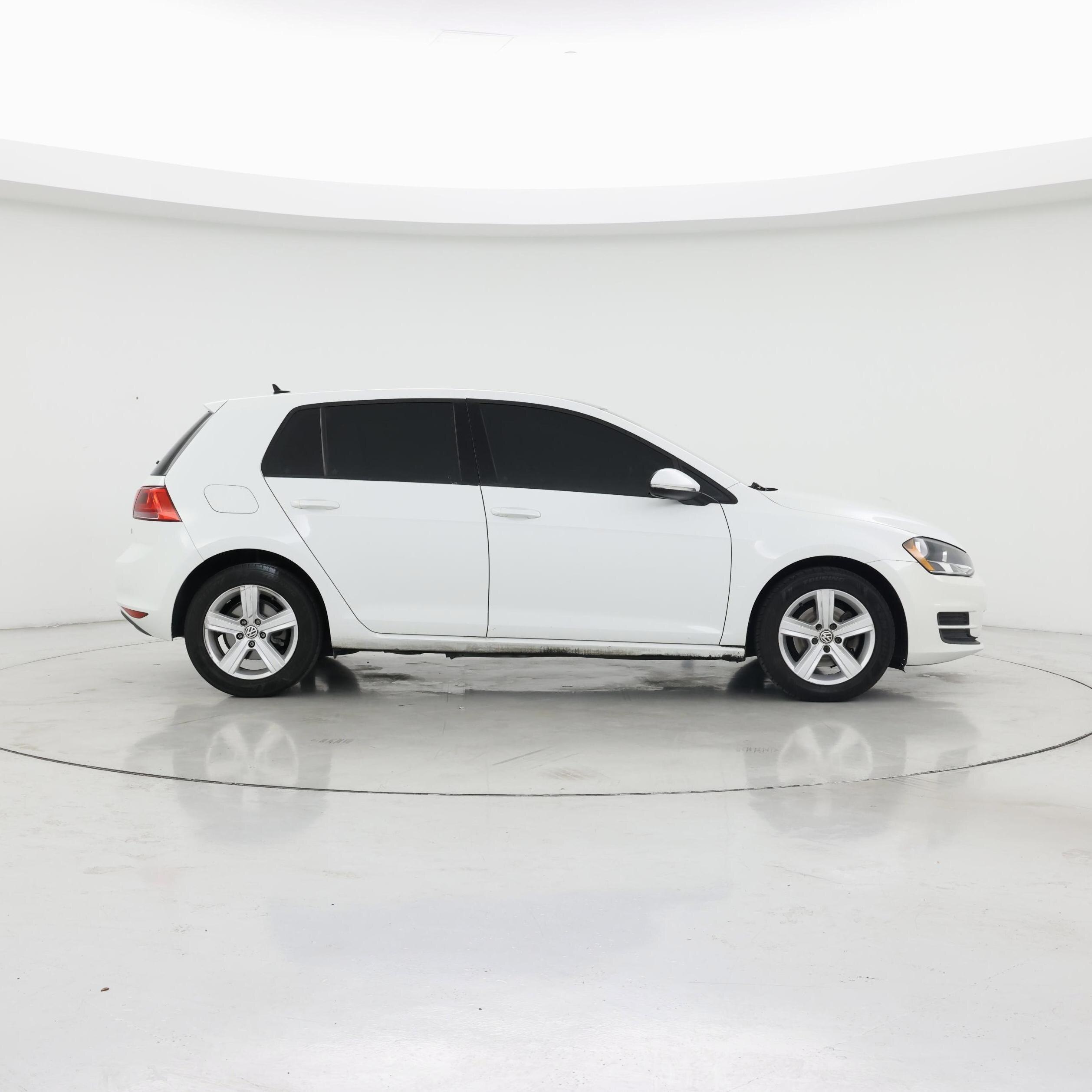 Thumbnail: 2017 Volkswagen Golf - 7