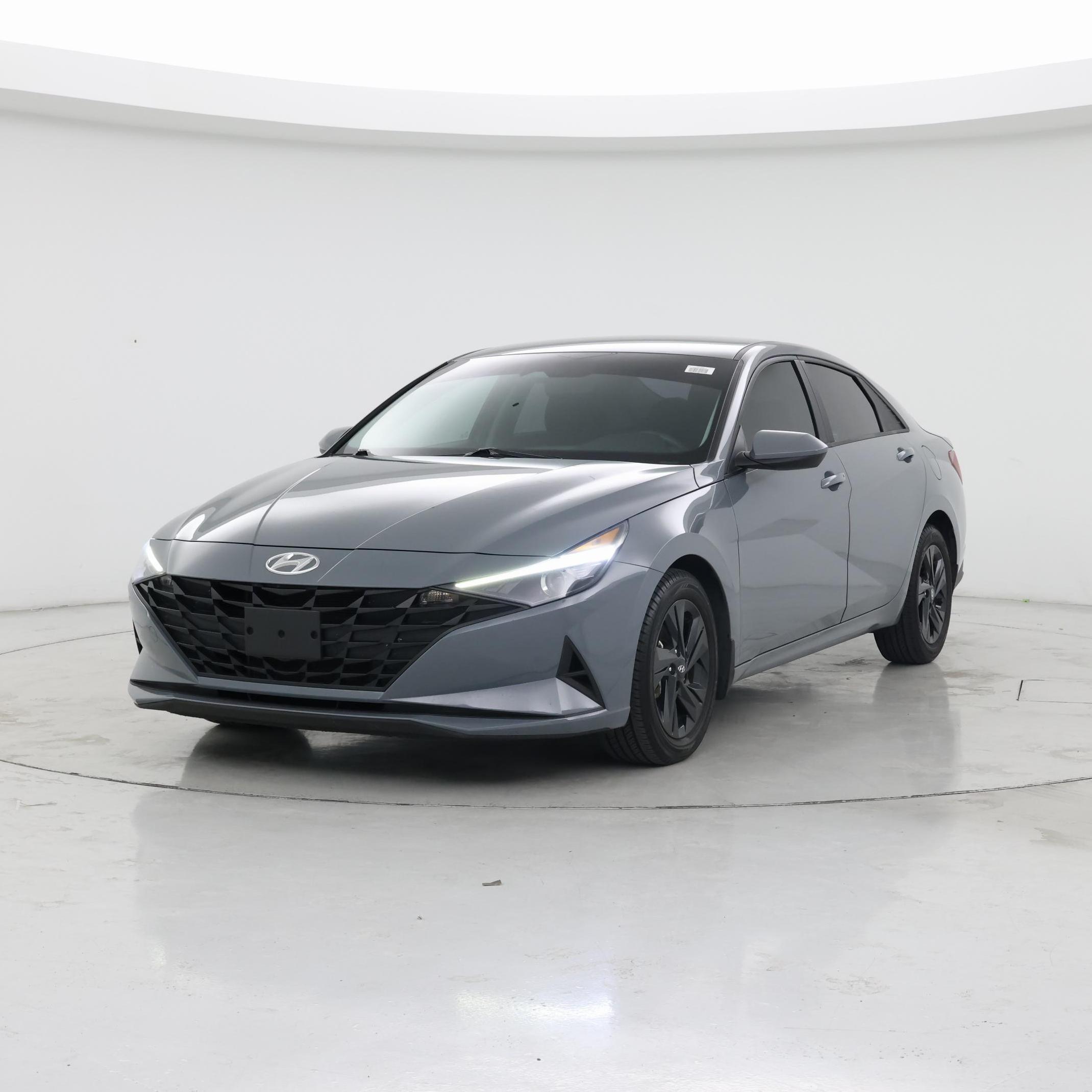 Thumbnail: 2022 Hyundai Elantra - 4