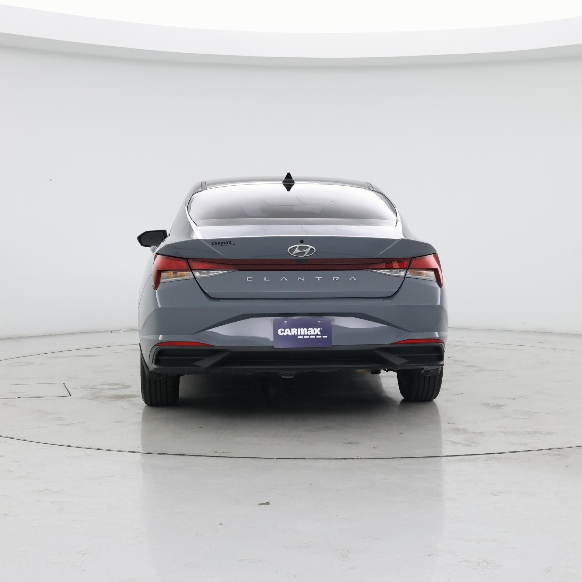 Thumbnail: 2022 Hyundai Elantra - 6
