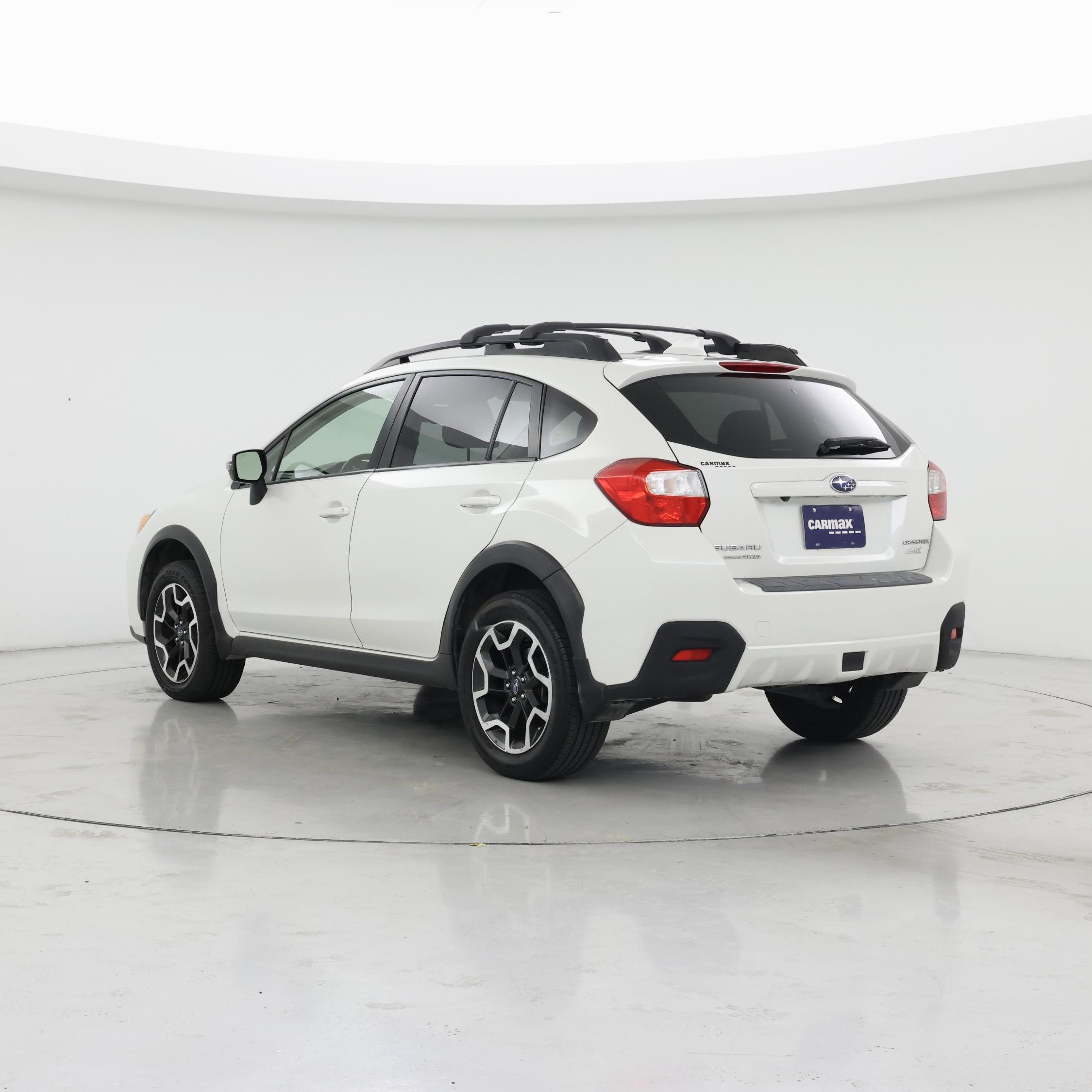 Thumbnail: 2016 Subaru XV Crosstrek - 2