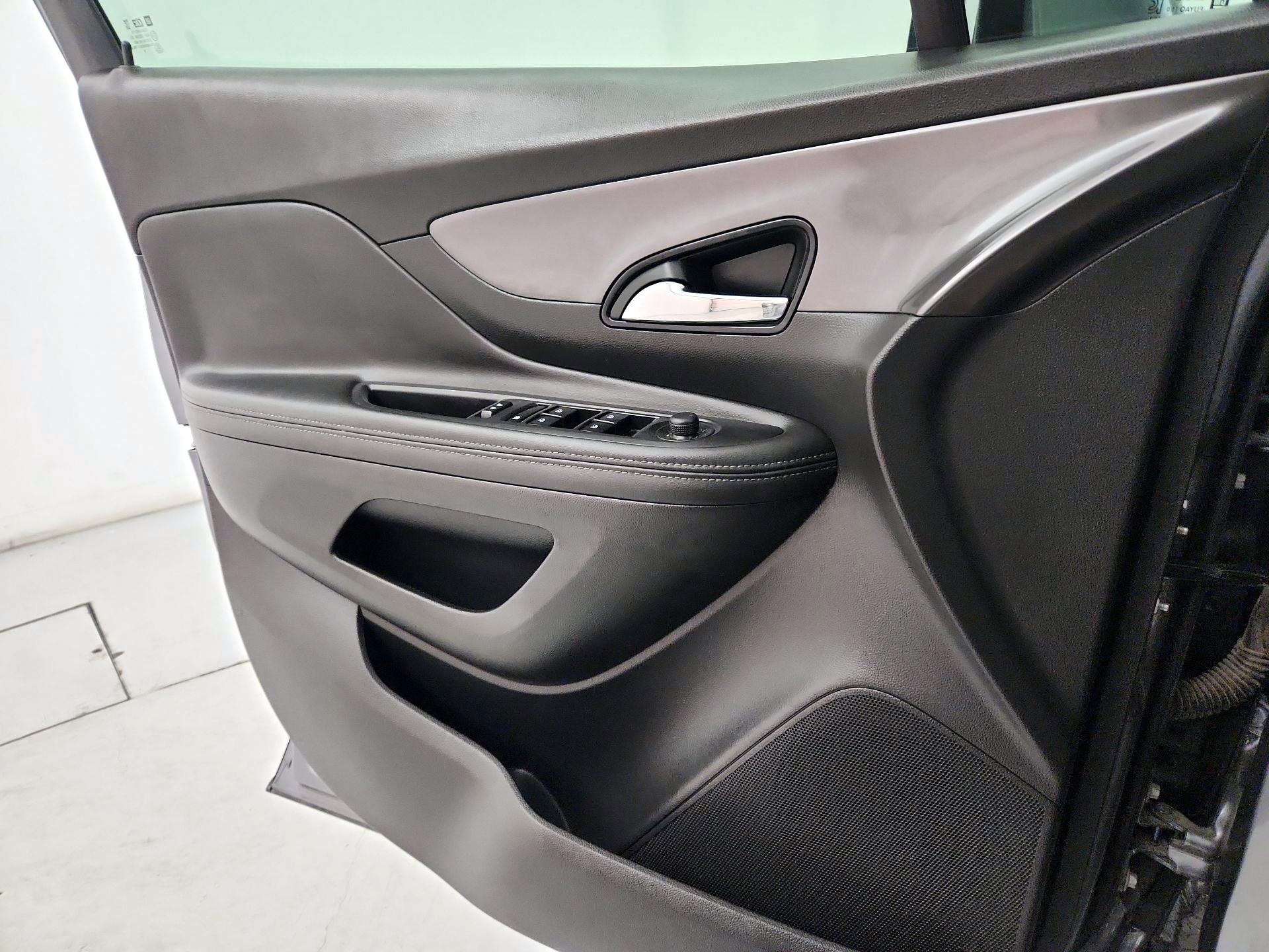 Thumbnail: 2020 Buick Encore - 12