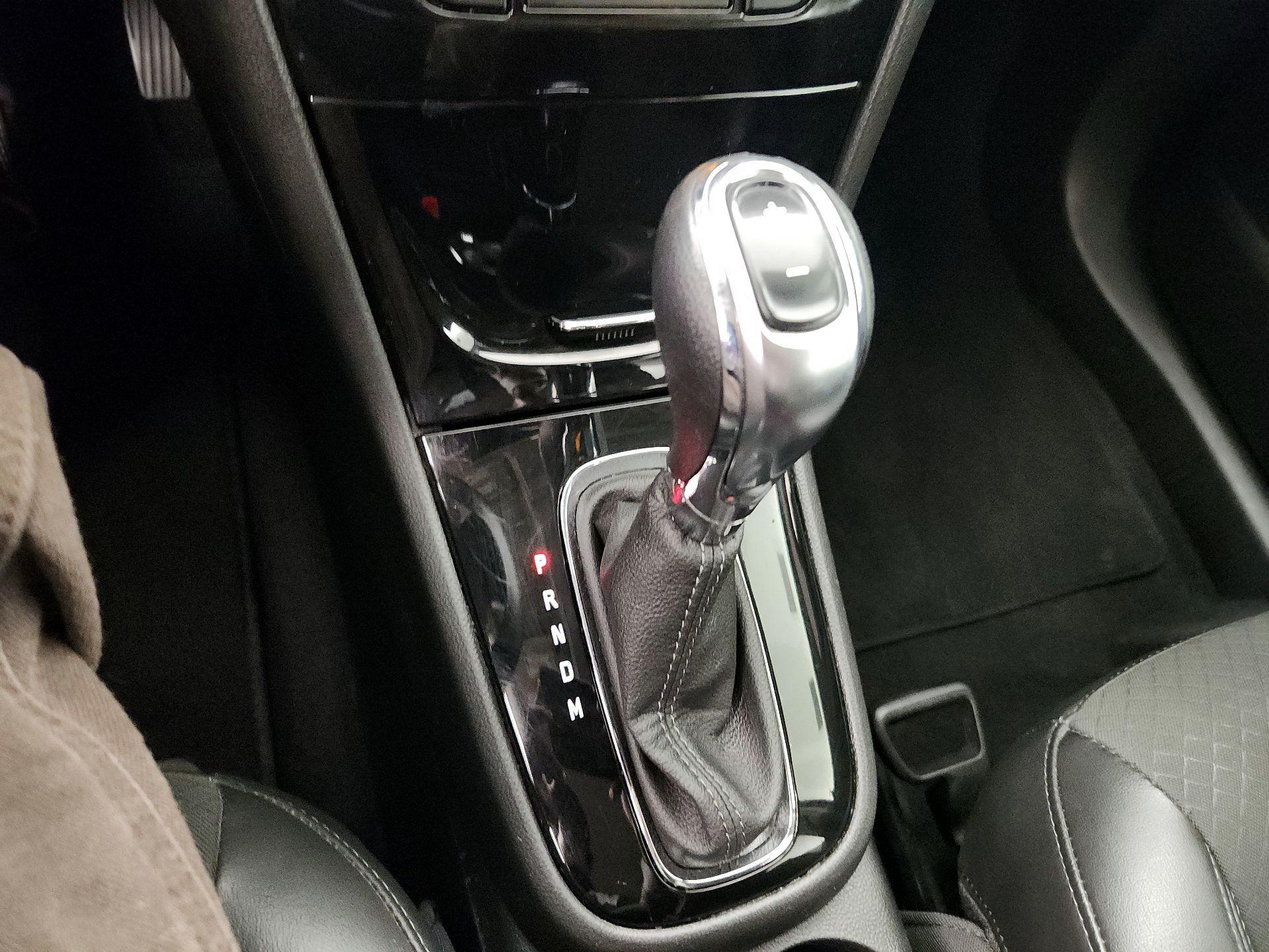 Thumbnail: 2020 Buick Encore - 17