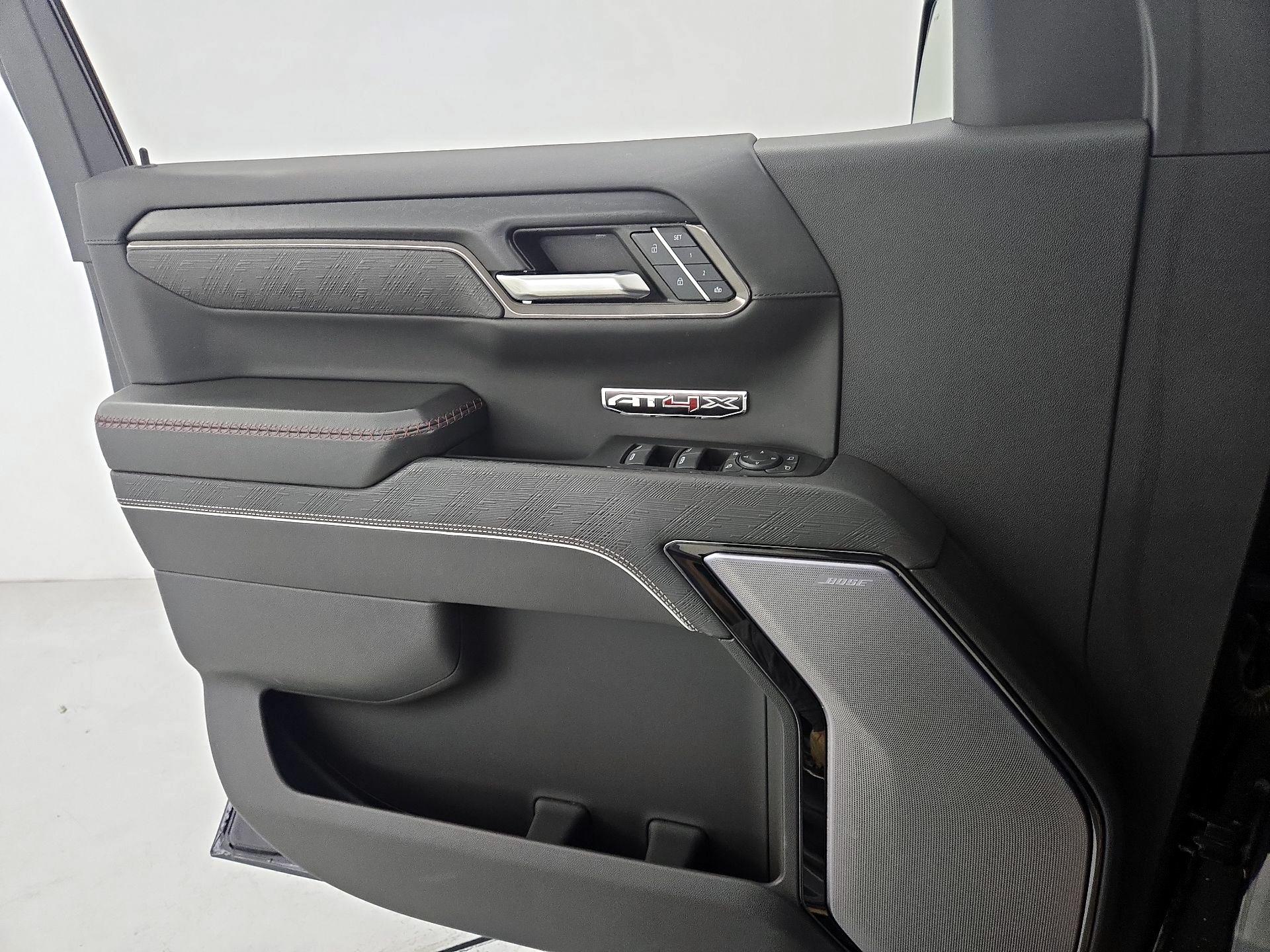Thumbnail: 2024 GMC Sierra 1500 - 12