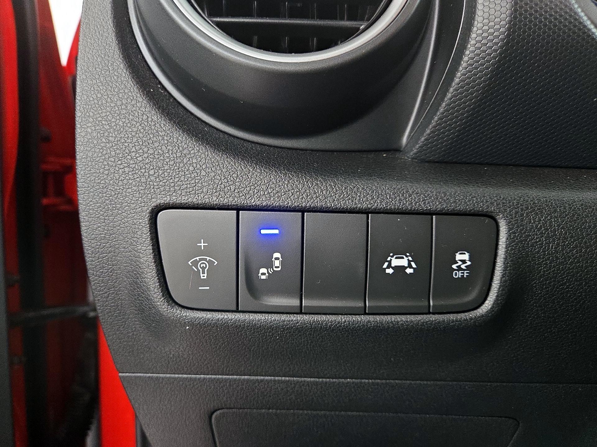 Thumbnail: 2019 Hyundai Kona - 13