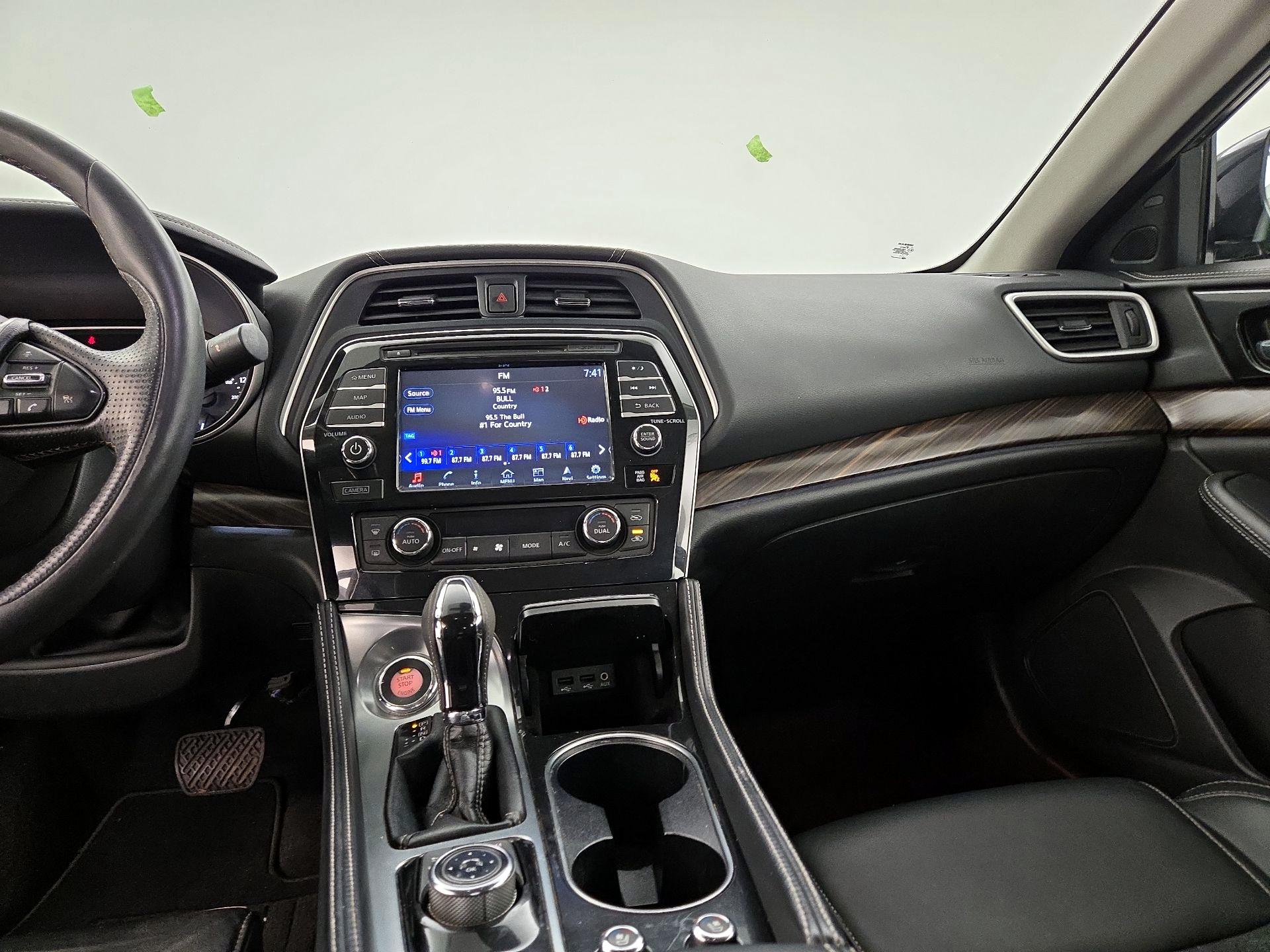 Thumbnail: 2016 Nissan Maxima - 9