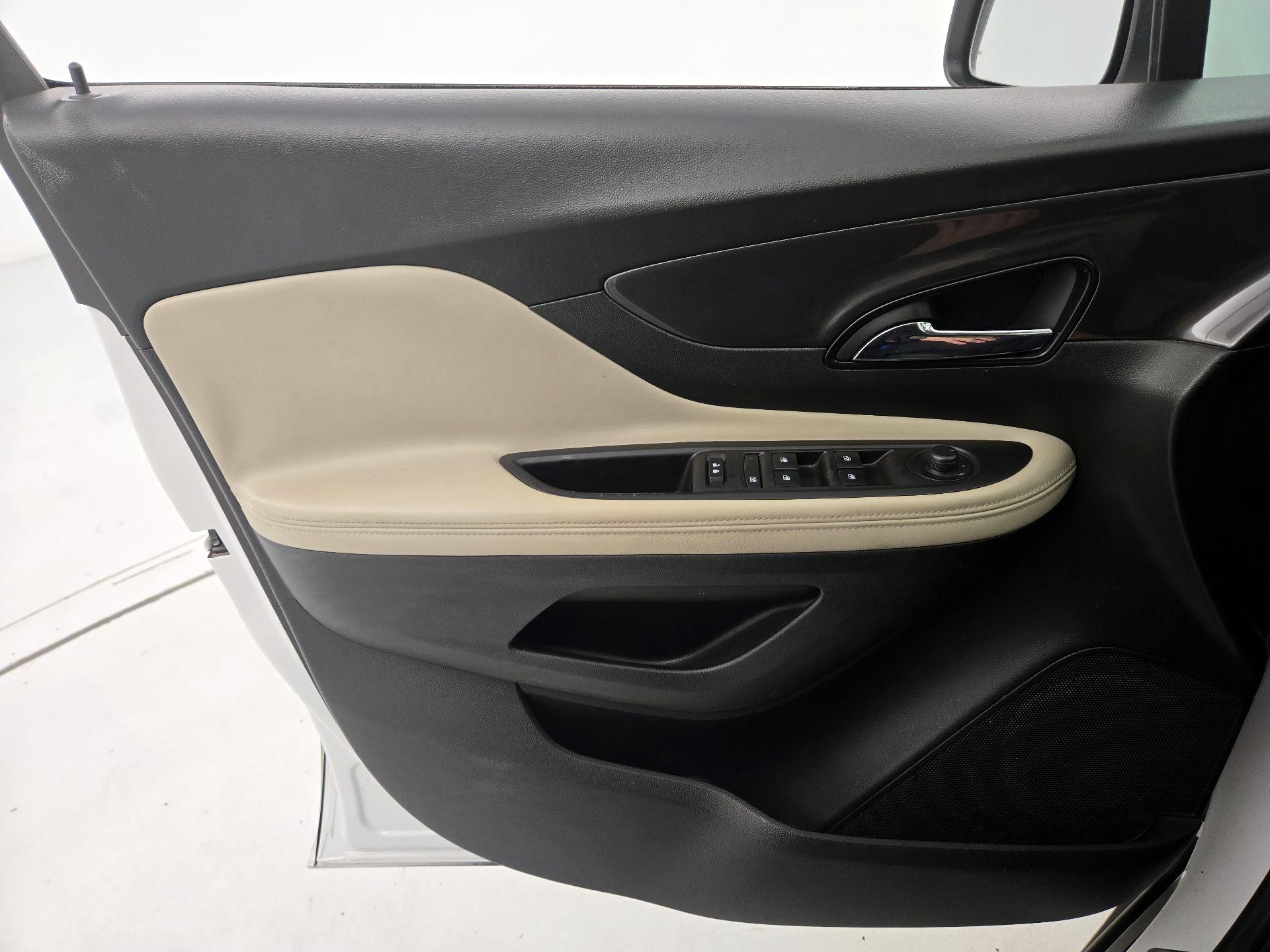 Thumbnail: 2018 Buick Encore - 12