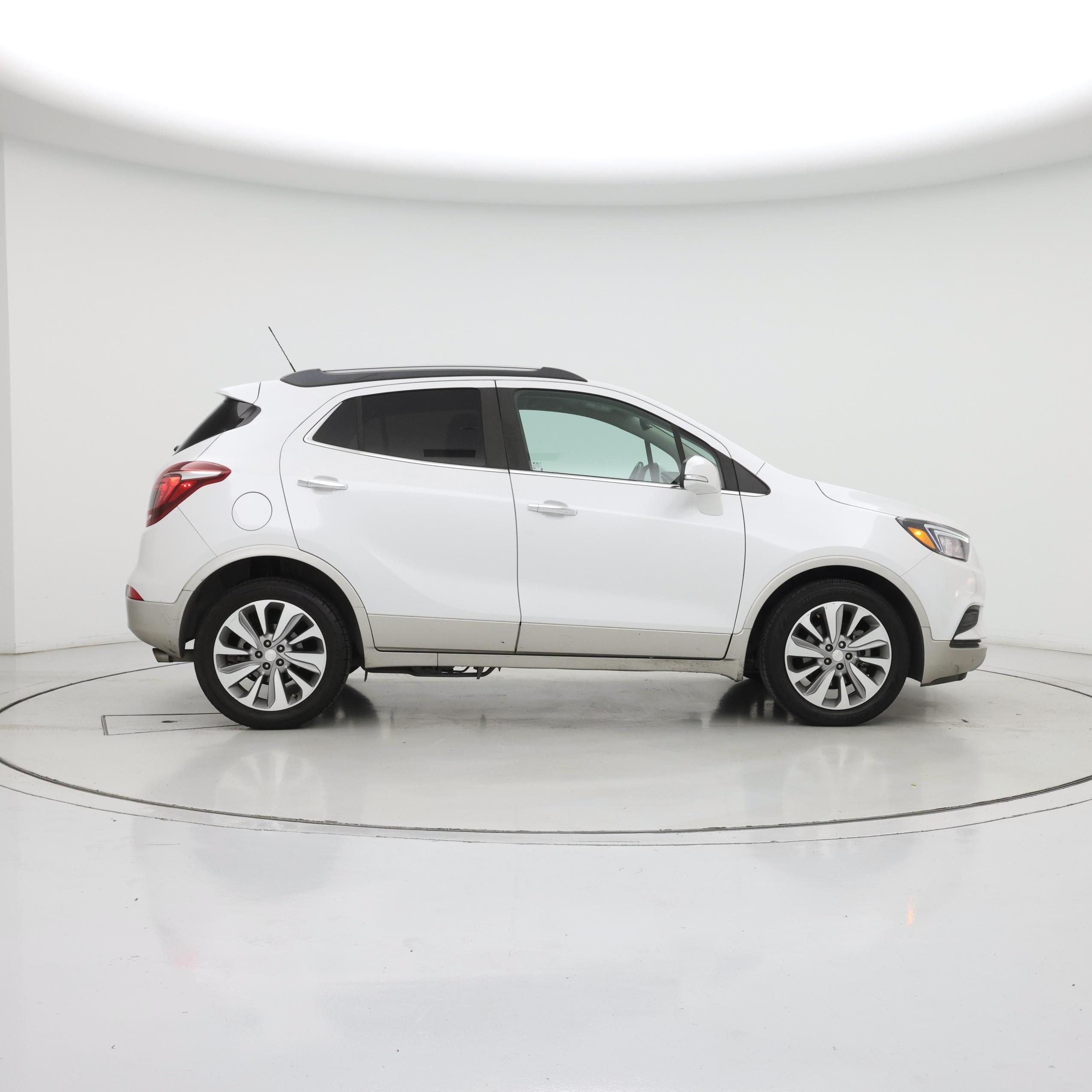 Thumbnail: 2018 Buick Encore - 7