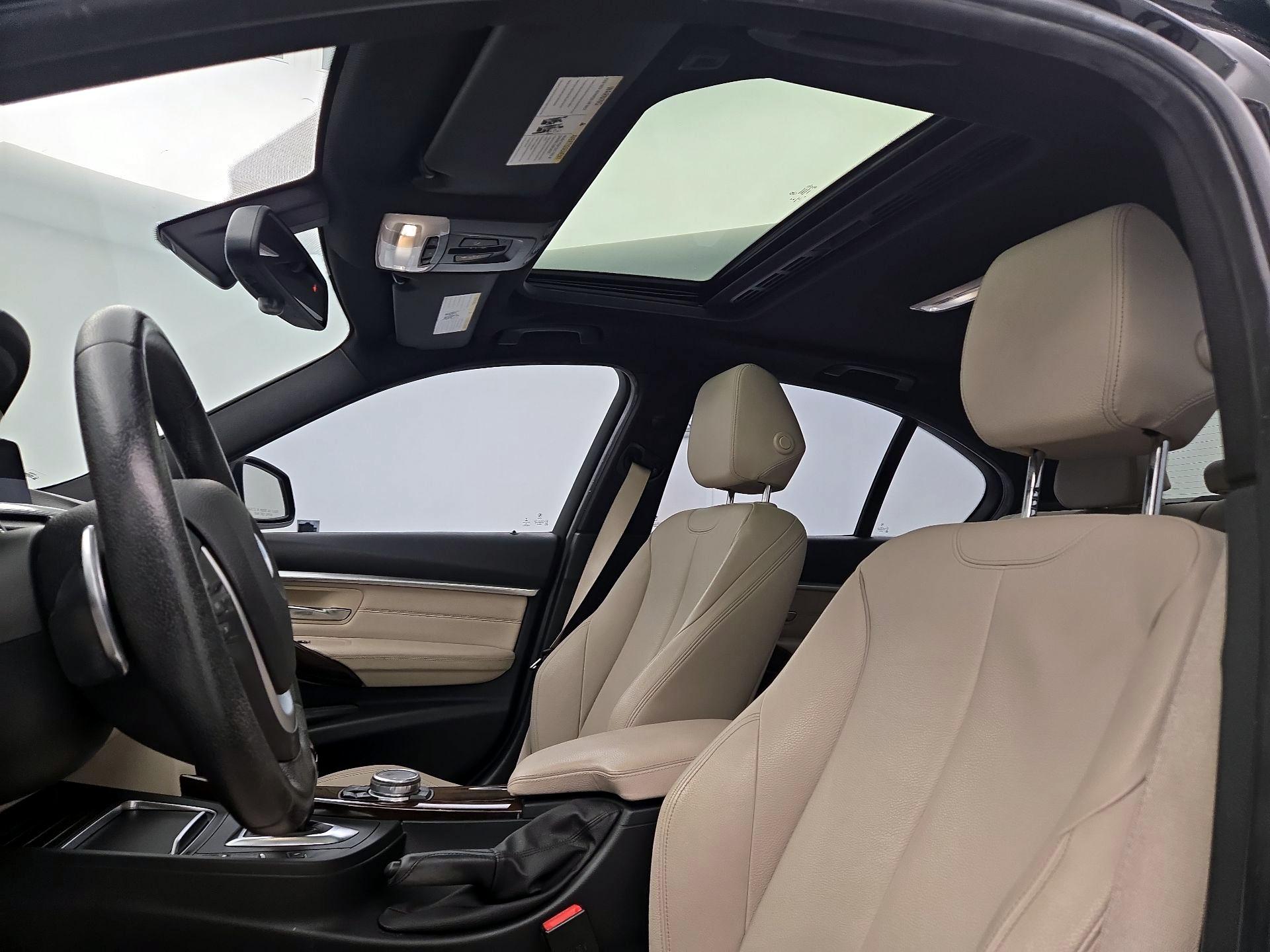 Thumbnail: 2016 BMW 3 Series - 20