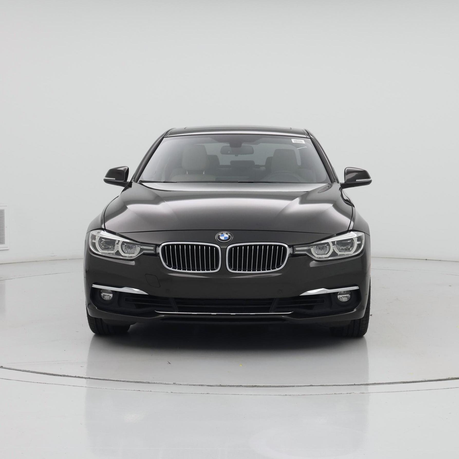 Thumbnail: 2016 BMW 3 Series - 5