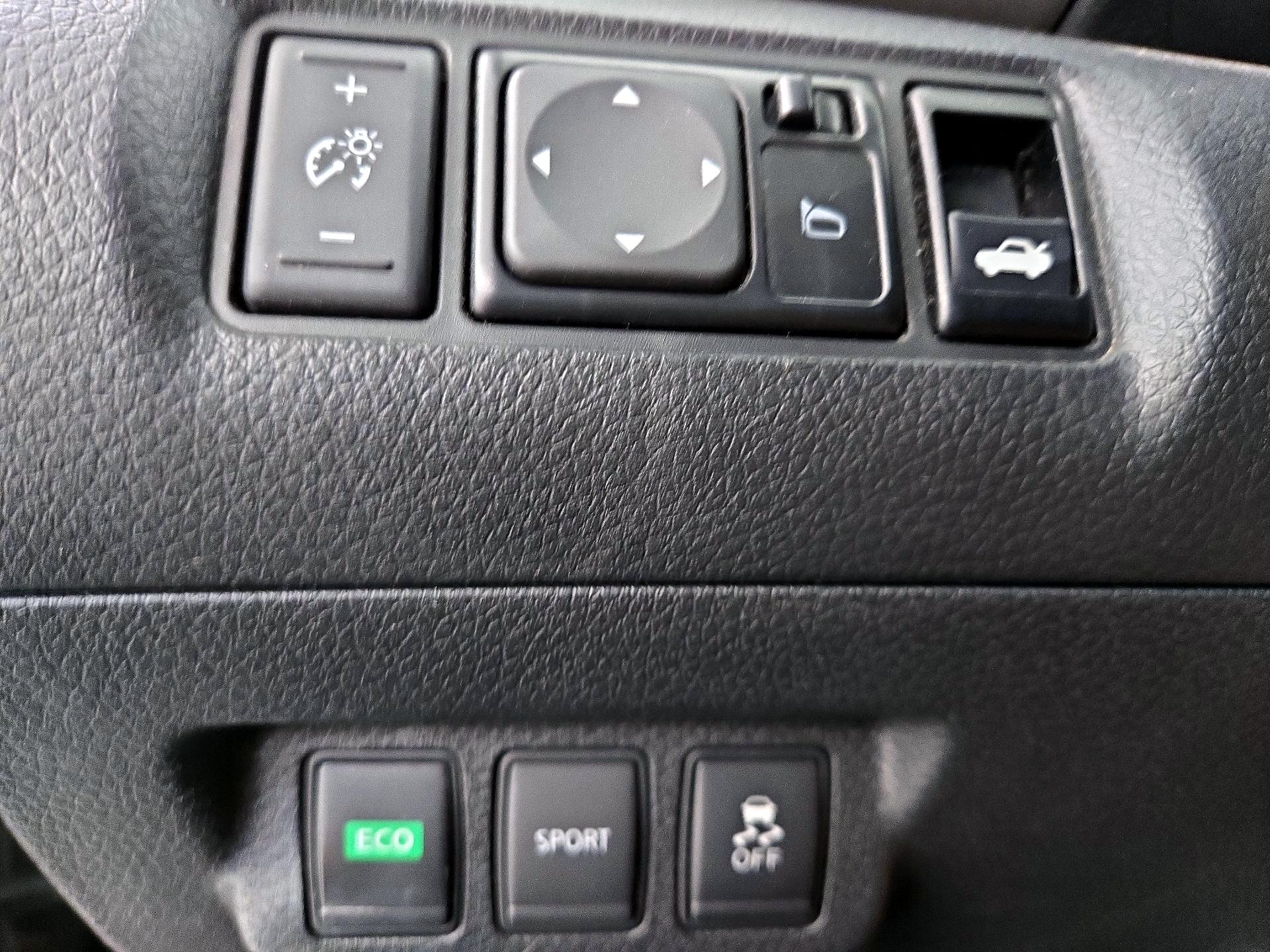 Thumbnail: 2014 Nissan Sentra - 13
