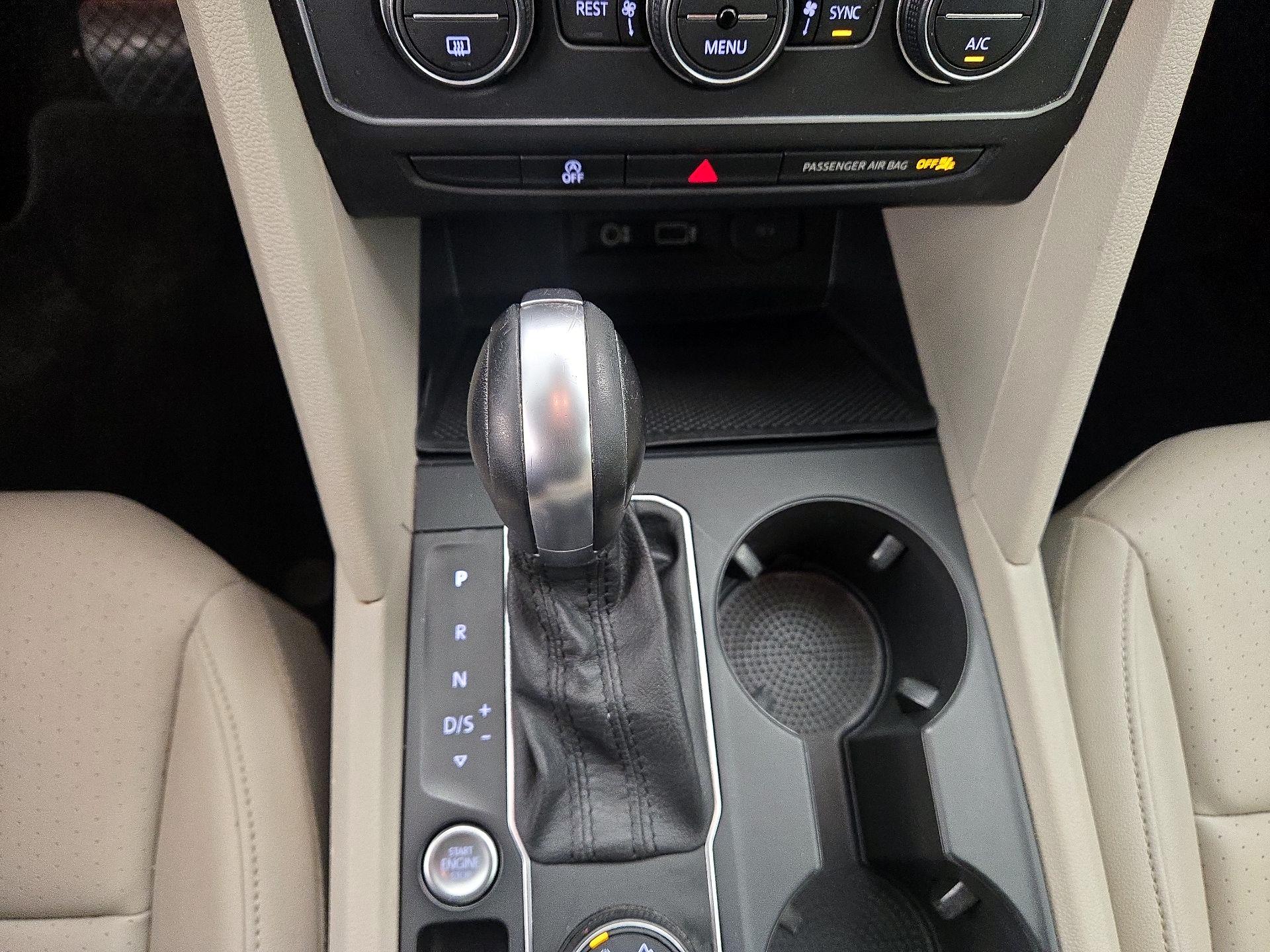 Thumbnail: 2019 Volkswagen Atlas - 17