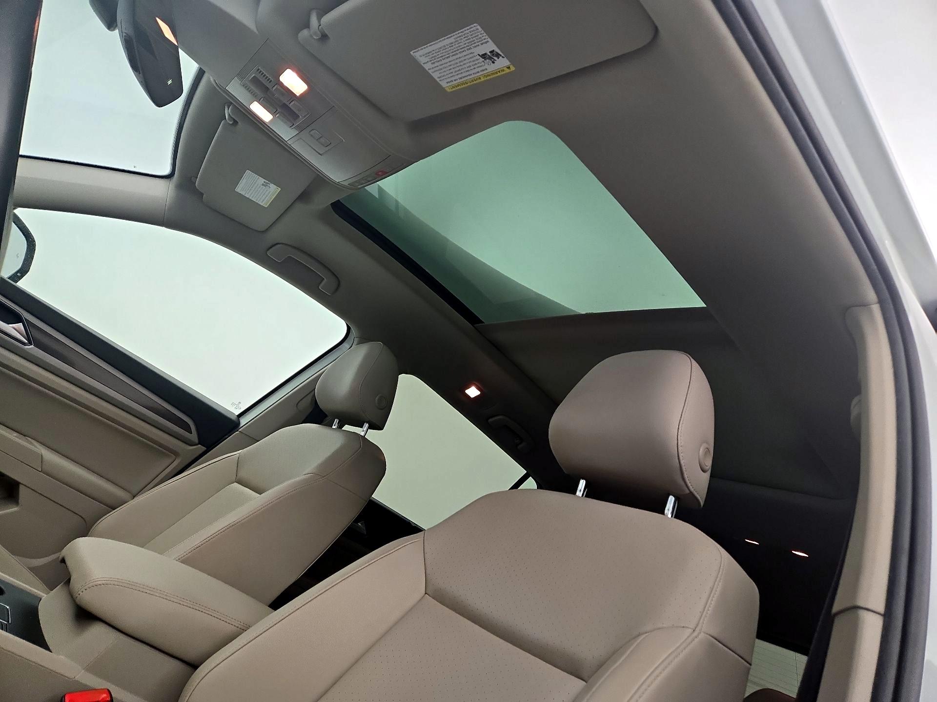 Thumbnail: 2019 Volkswagen Atlas - 19