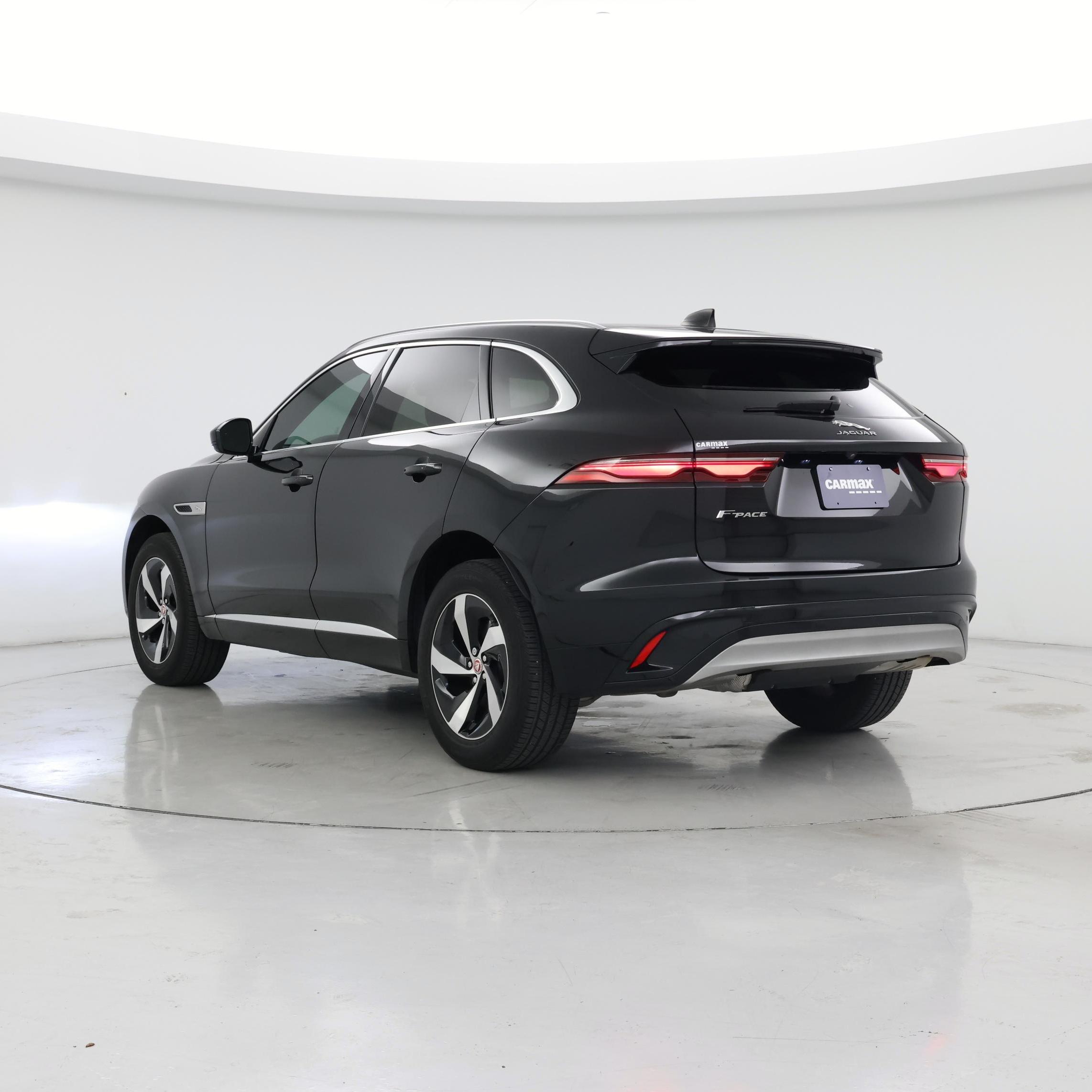 Thumbnail: 2022 Jaguar F-Pace - 2