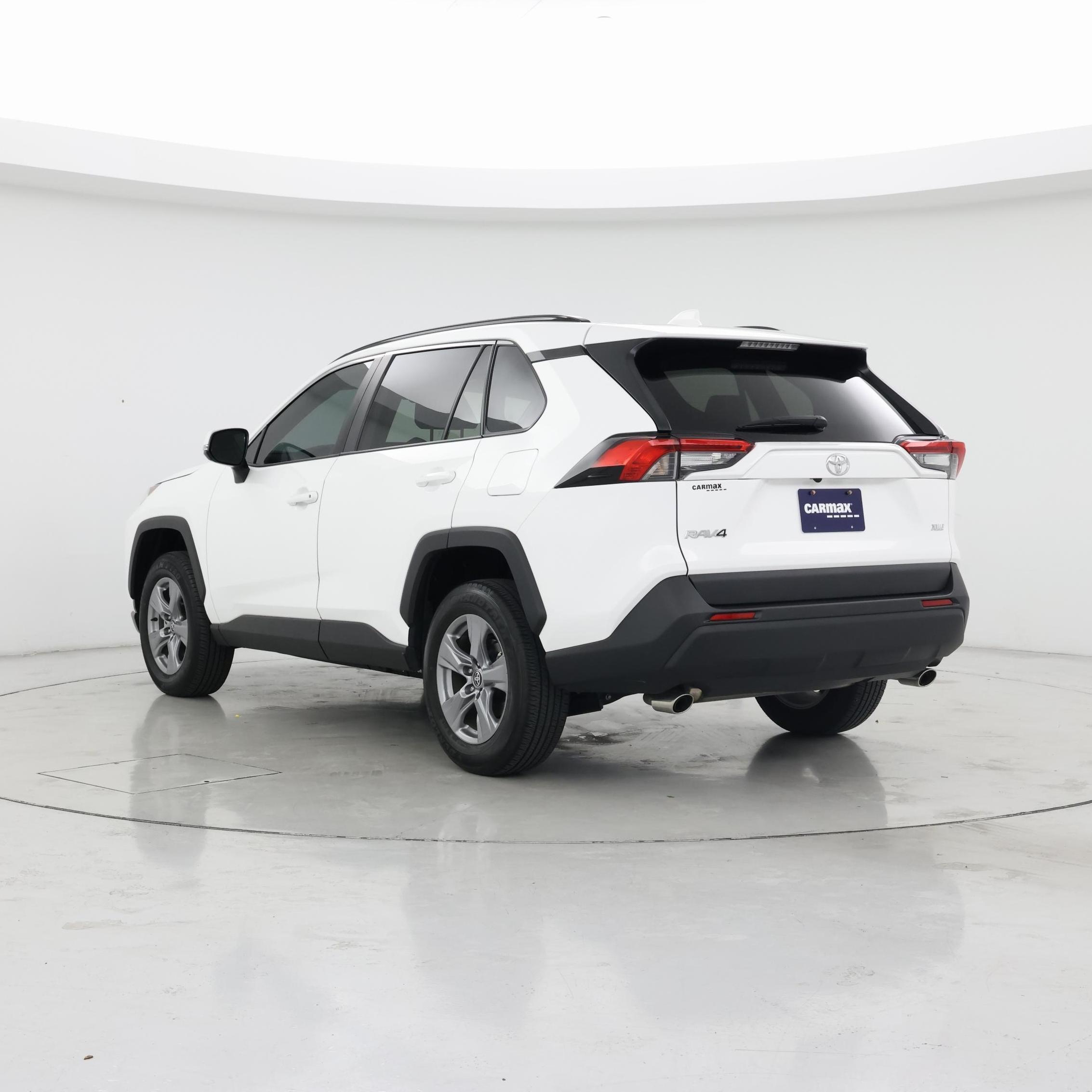 Thumbnail: 2022 Toyota RAV4 - 2