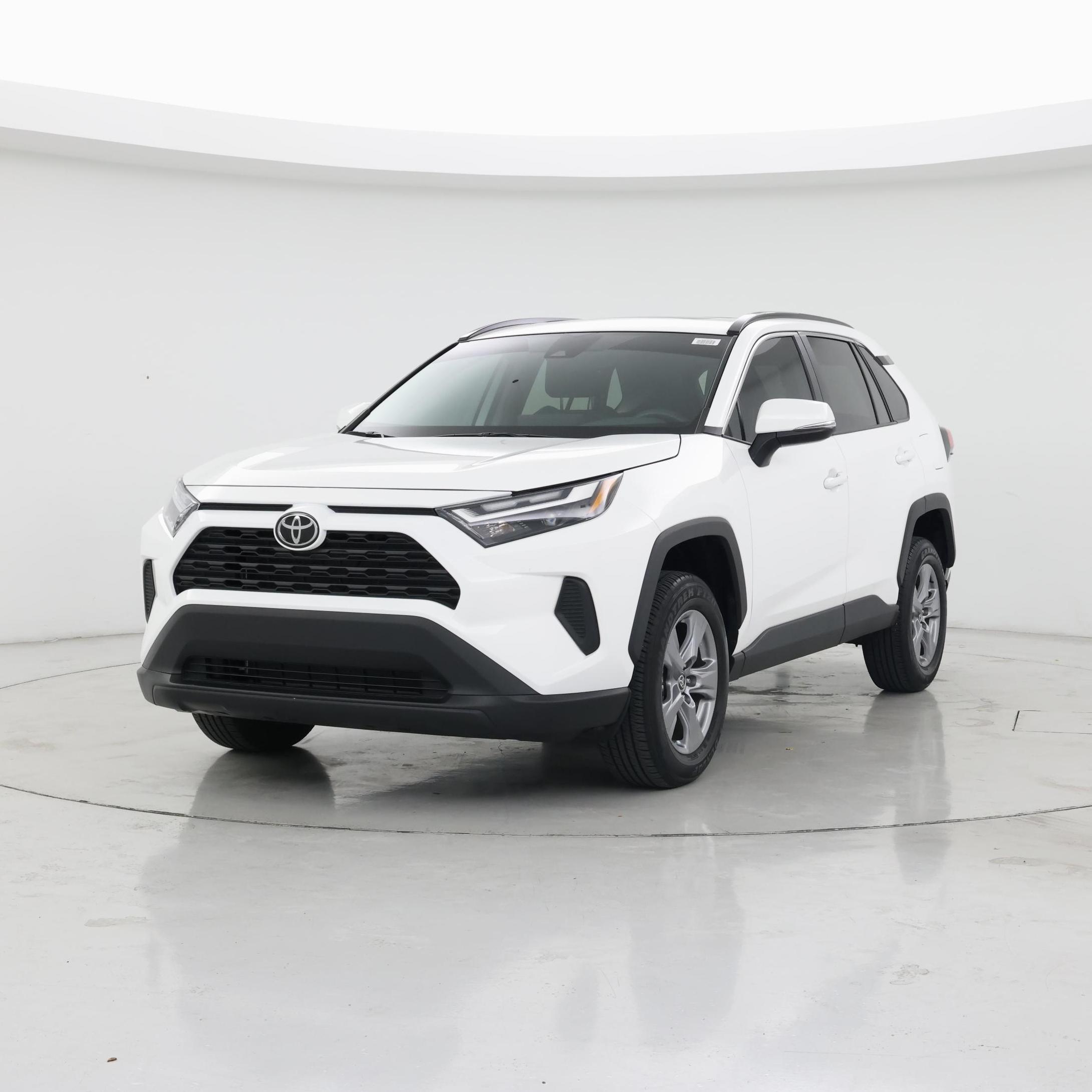 Thumbnail: 2022 Toyota RAV4 - 4