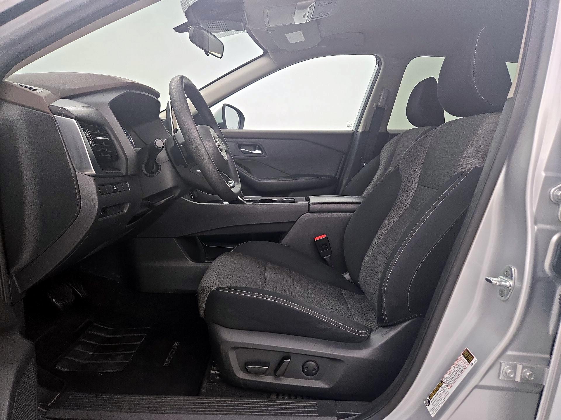 Thumbnail: 2022 Nissan Rogue - 9