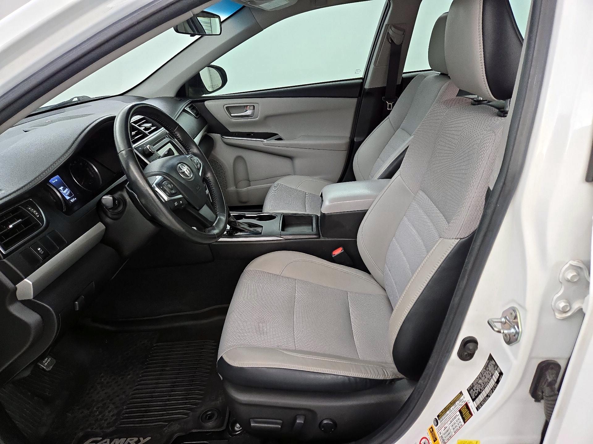 Thumbnail: 2016 Toyota Camry - 11