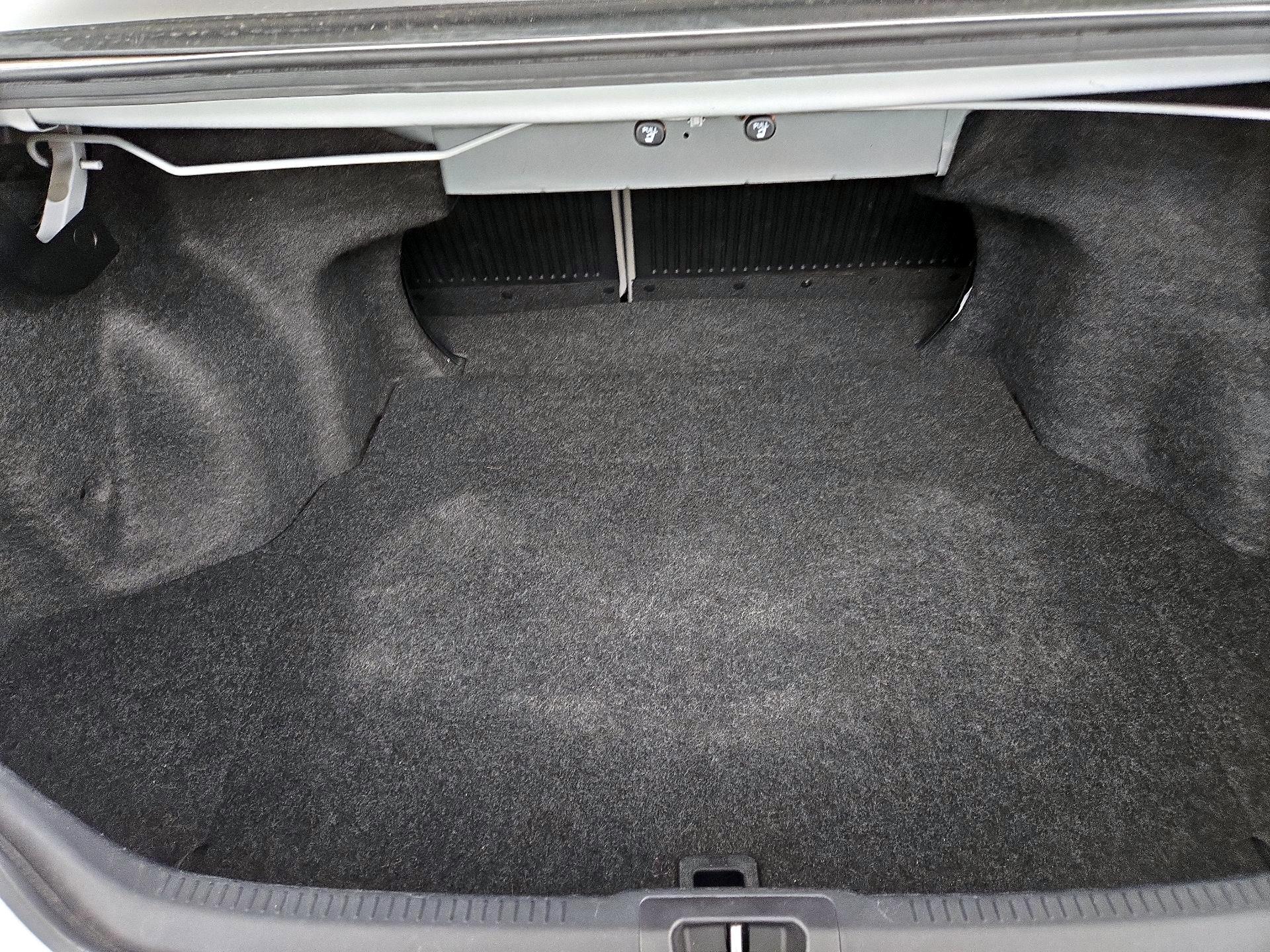 Thumbnail: 2016 Toyota Camry - 20