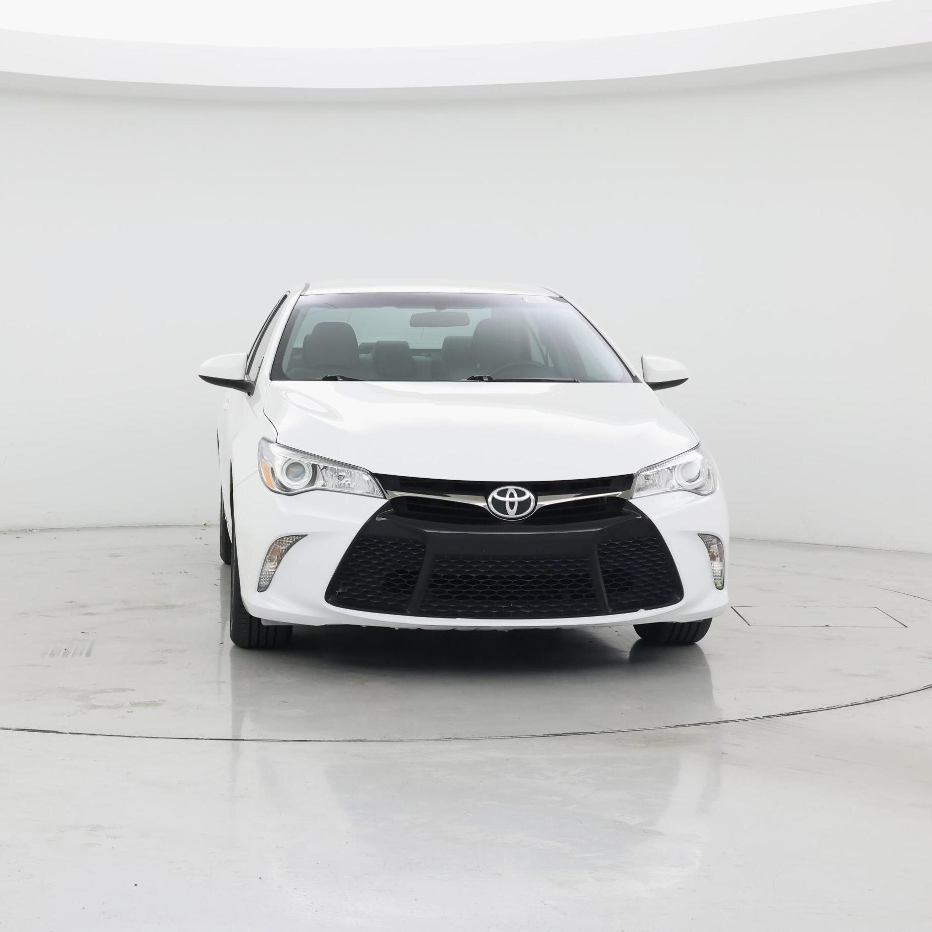 Thumbnail: 2016 Toyota Camry - 5