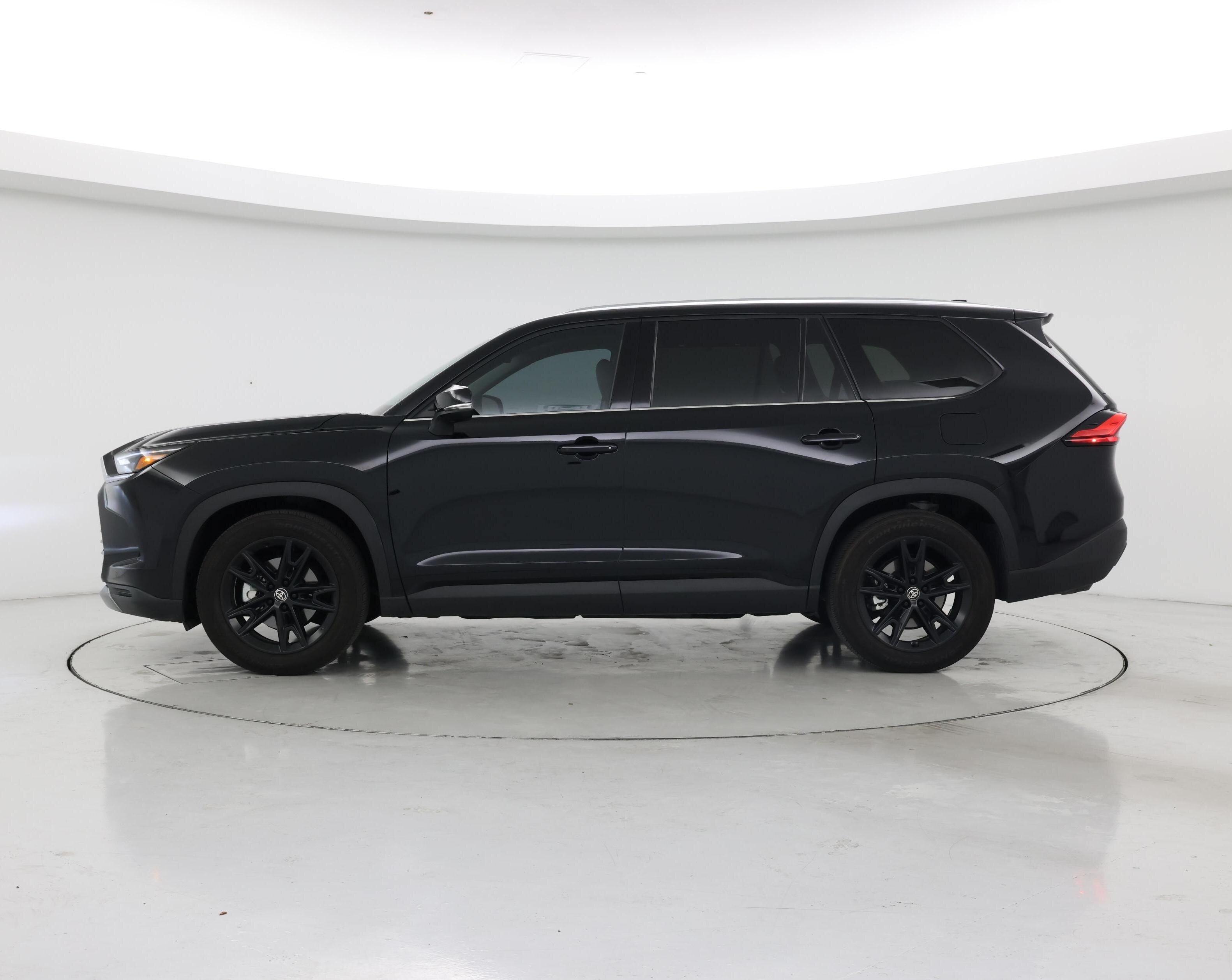 Thumbnail: 2024 Toyota Highlander - 3