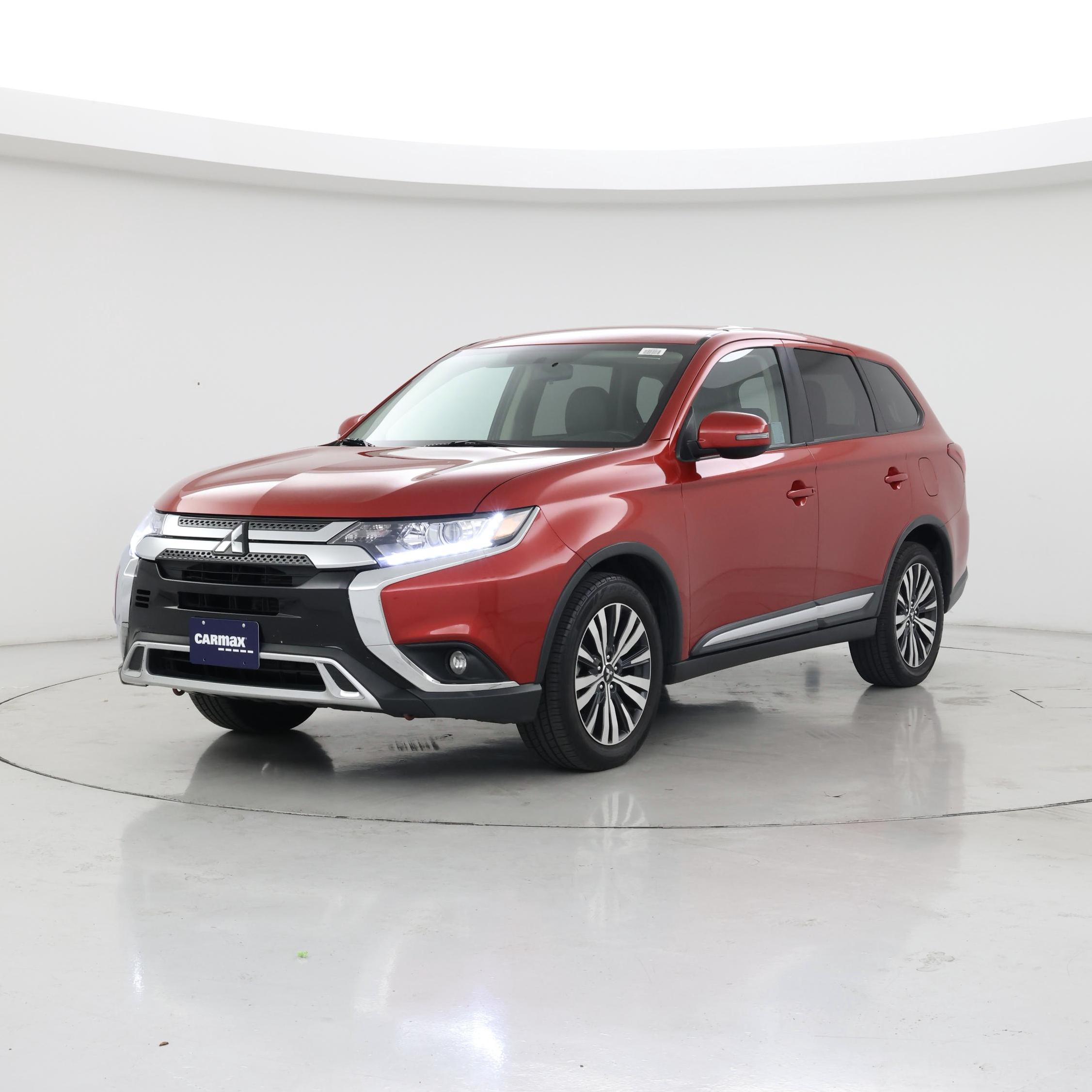 Thumbnail: 2019 Mitsubishi Outlander - 4