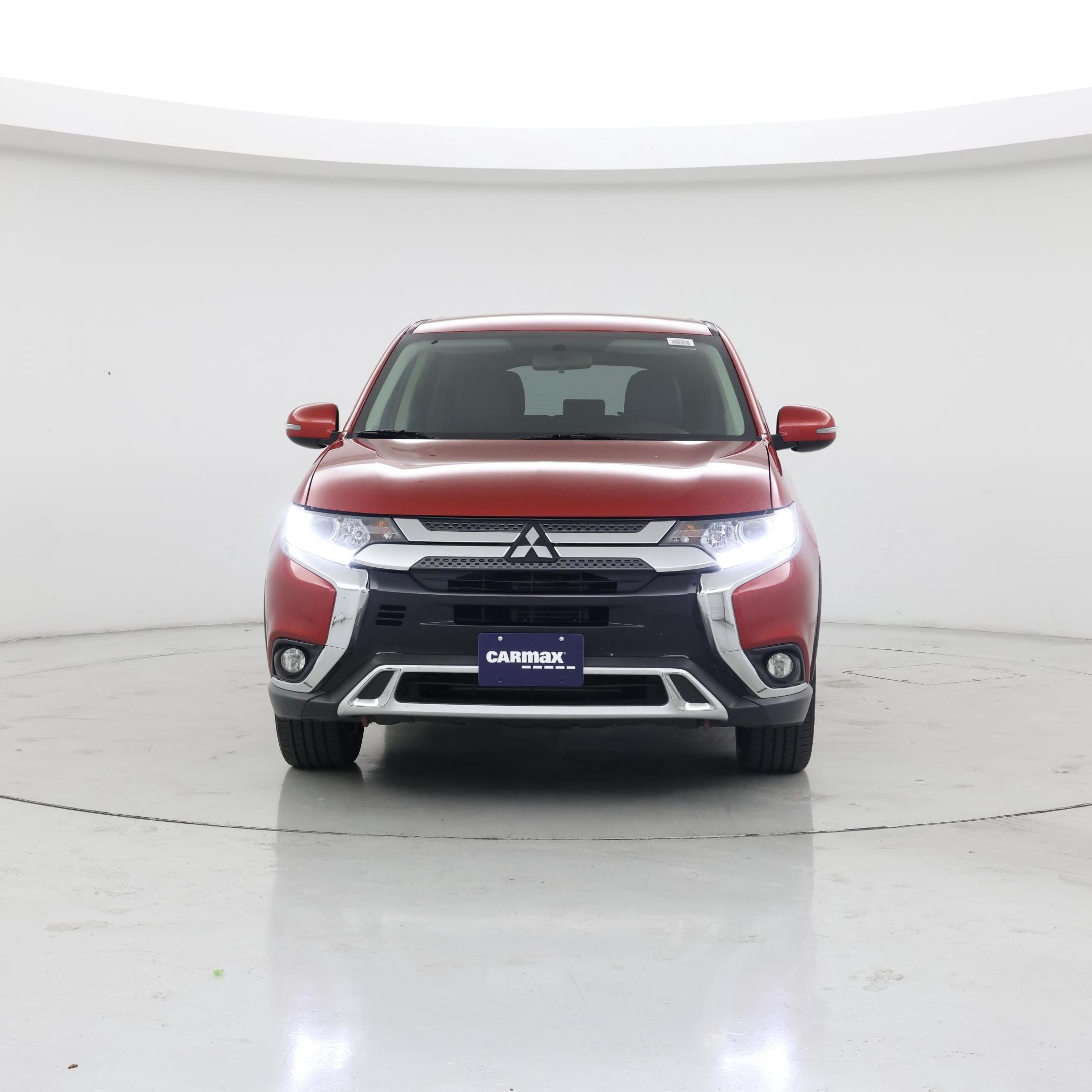 Thumbnail: 2019 Mitsubishi Outlander - 5